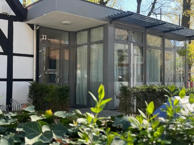 Glashaus mit 3 Gästezimmer, Mettingen