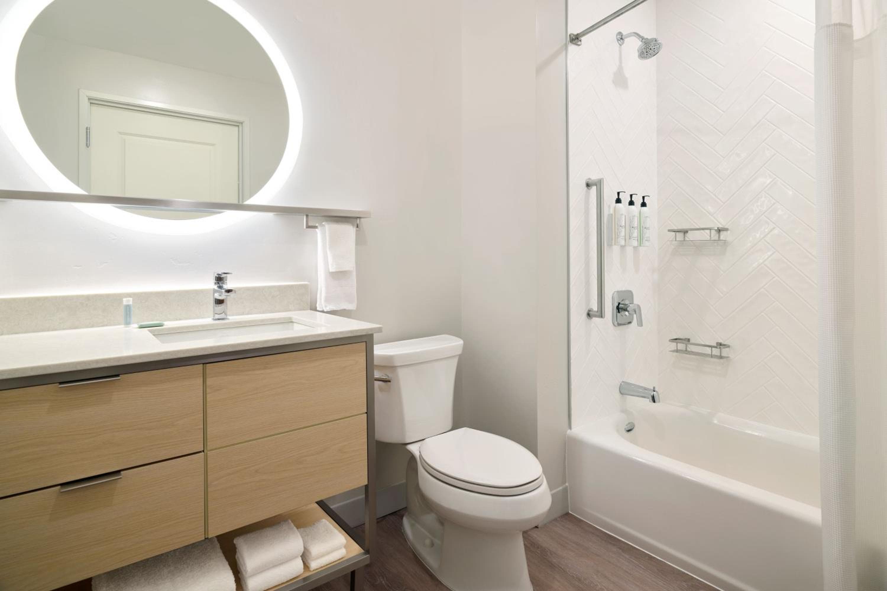 TownePlace Suites by Marriott Tempe, Tempe, photo 5