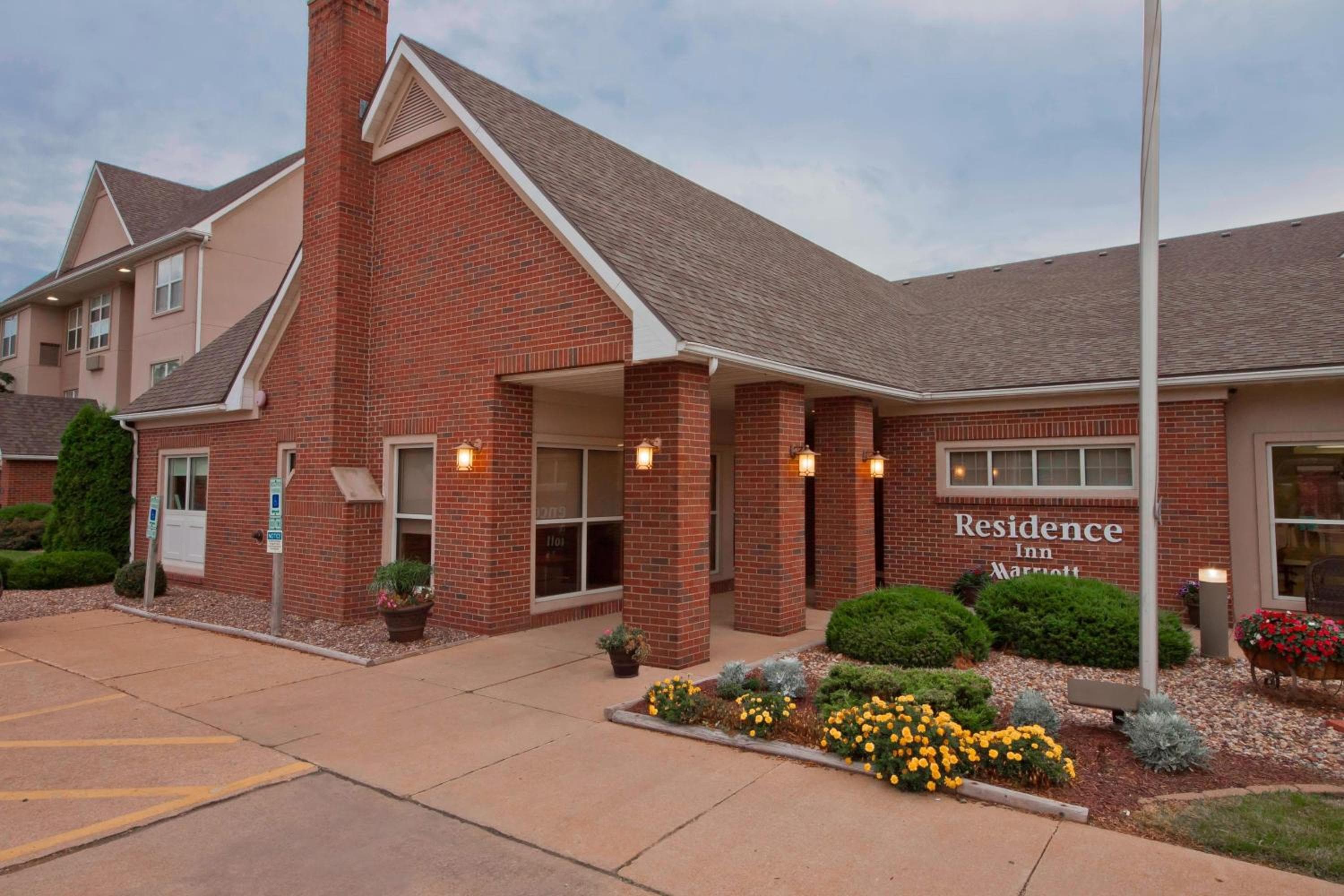 Residence Inn by Marriott Davenport, Davenport