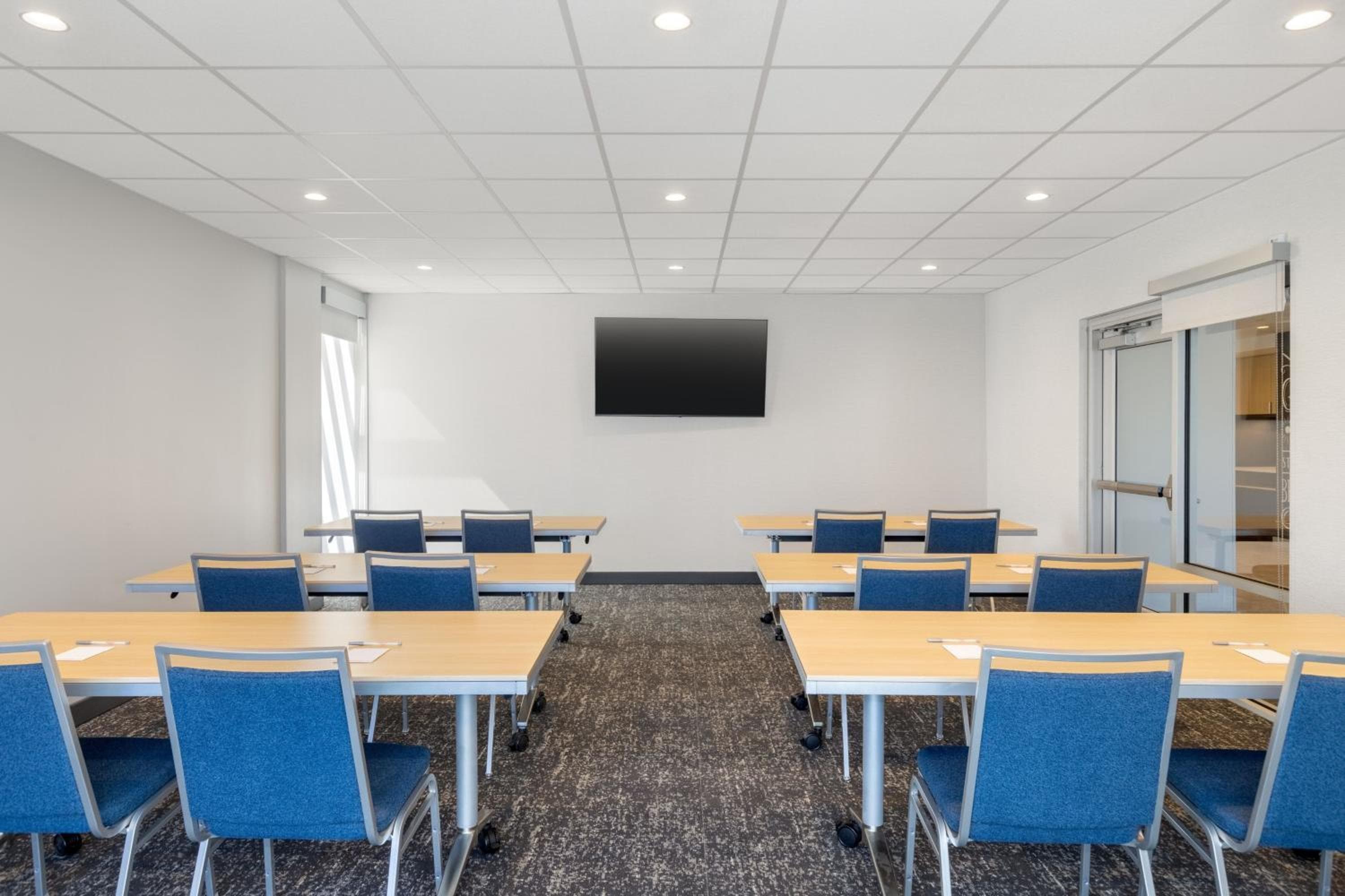 TownePlace Suites by Marriott Geneva at SPIRE Academy, Geneva, photo 3