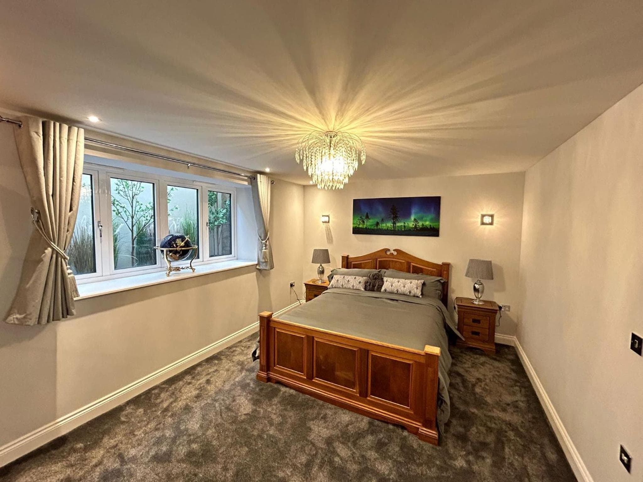 Stansted Airport Stay, Parking and Luxury Suite, Bishops Stortford, photo 4
