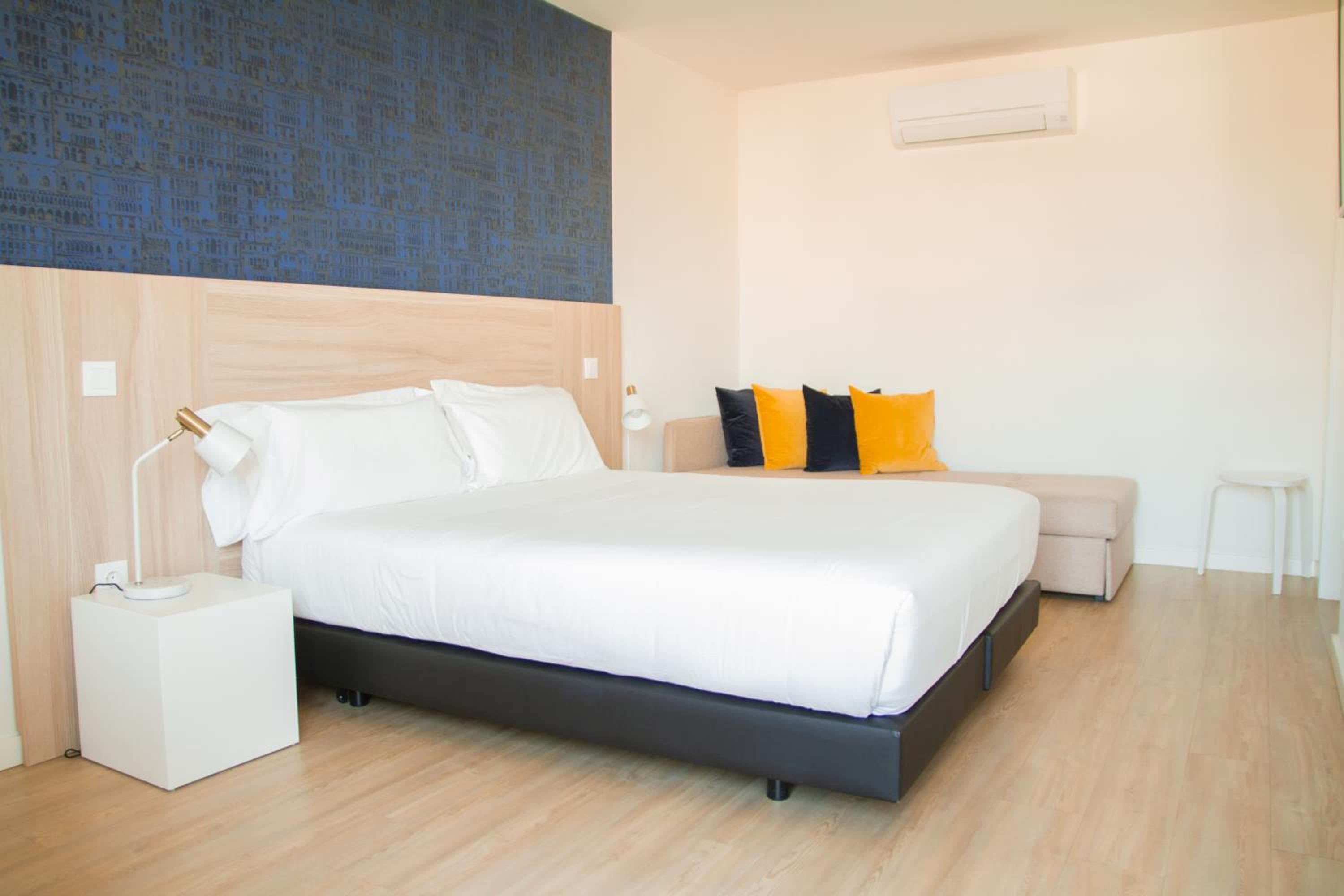Select Porto Suites, Porto, photo 5
