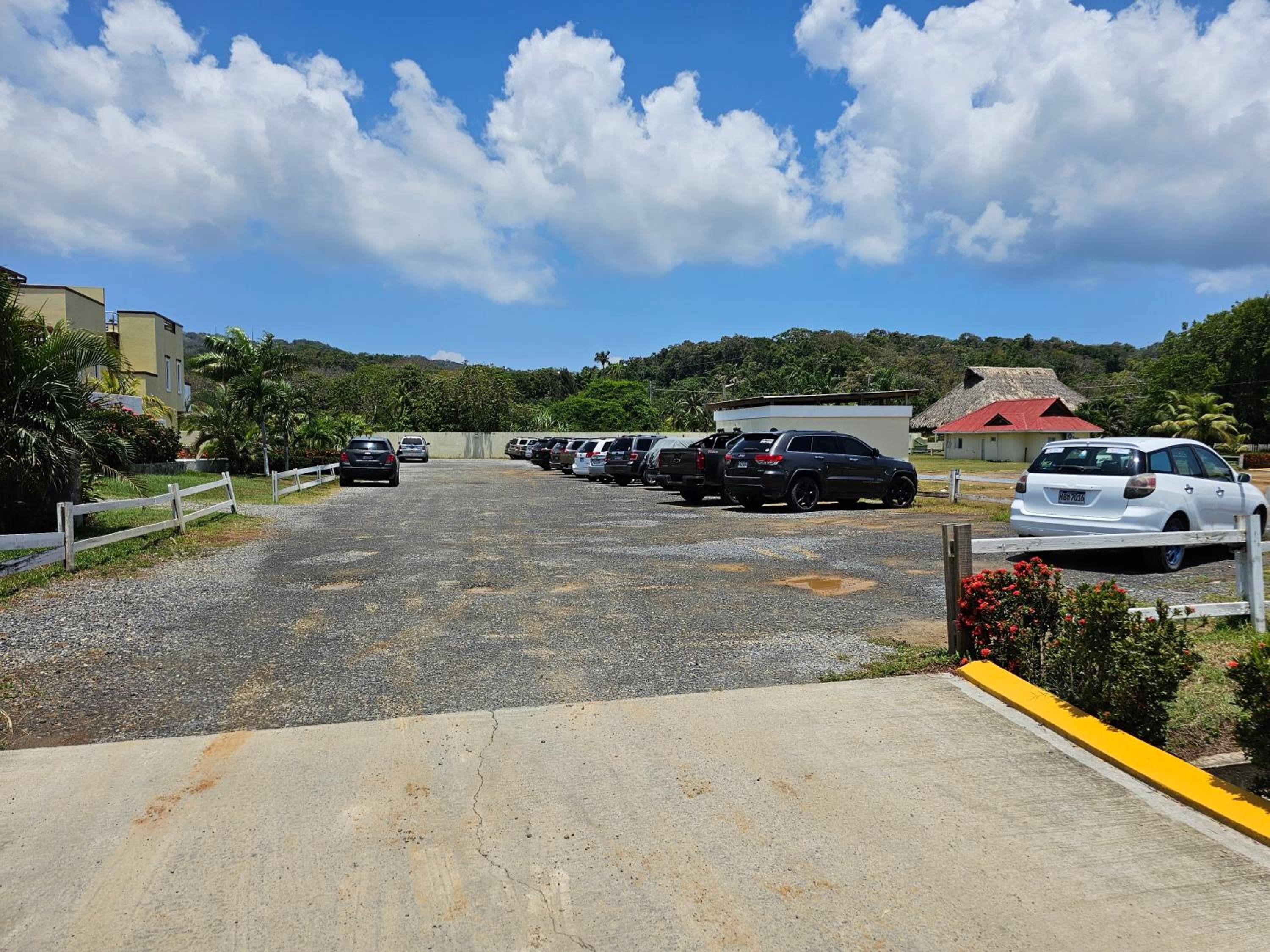 Las Palmas Joliet, Roatan, photo 2