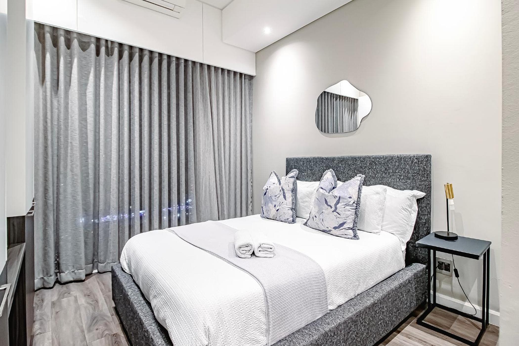 2bedroom Penthouse and Studio Apartment at The Trilogy Menlyn Maine, Pretoria, photo 5