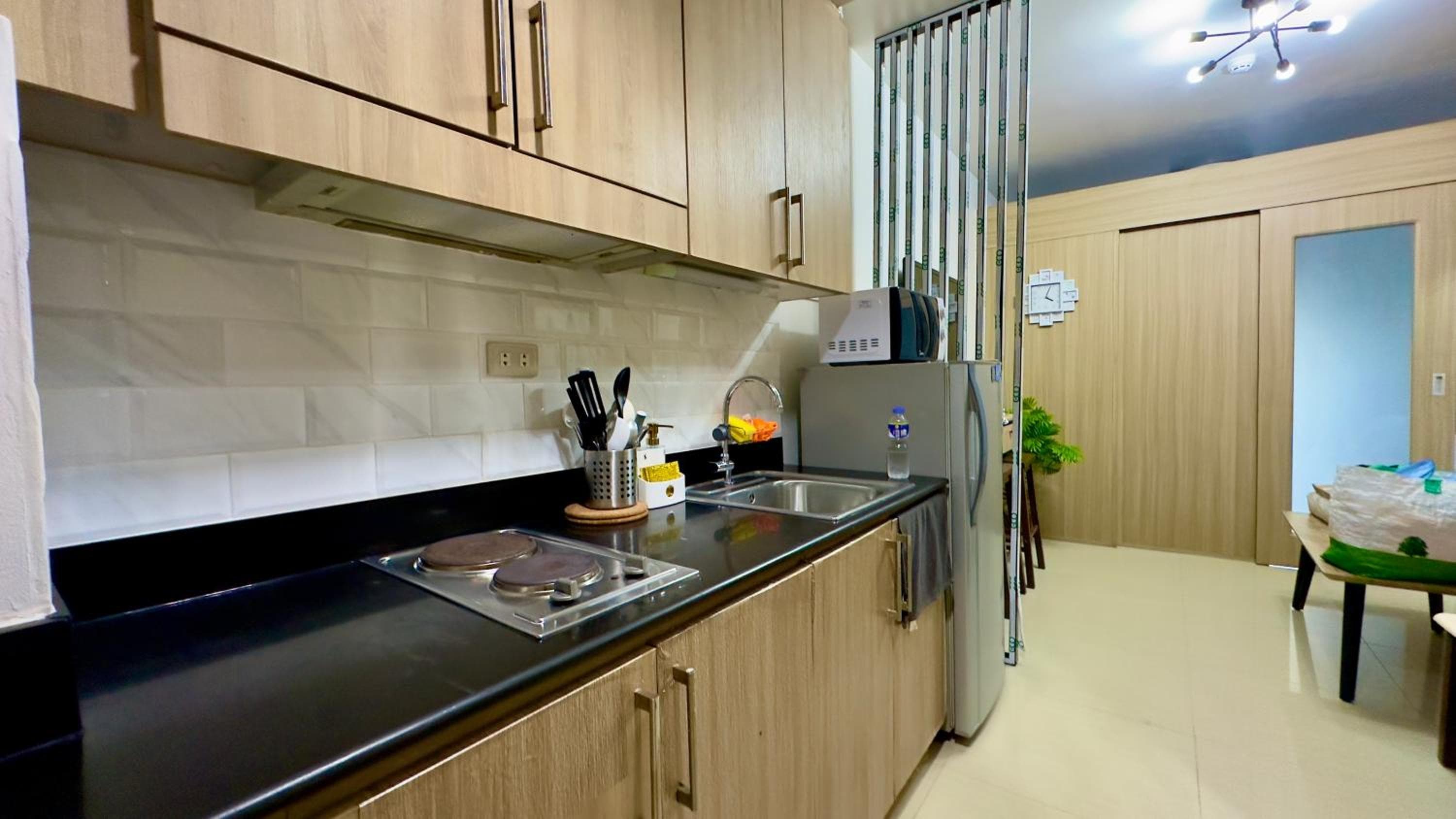 ART's Nest at Shore Residences, Manila, photo 5