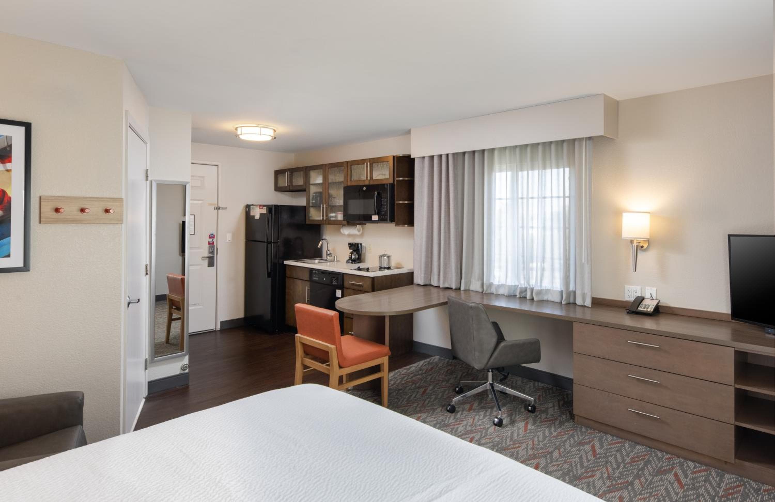 Candlewood Suites Anaheim - Resort Area by IHG, Anaheim, photo 4