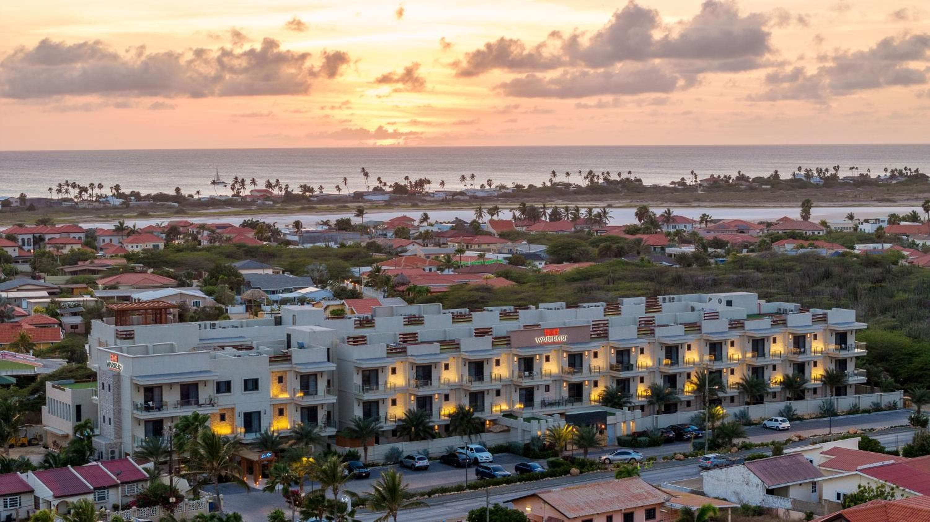 Bocobay Wariruri Condos, Palm-Eagle Beach