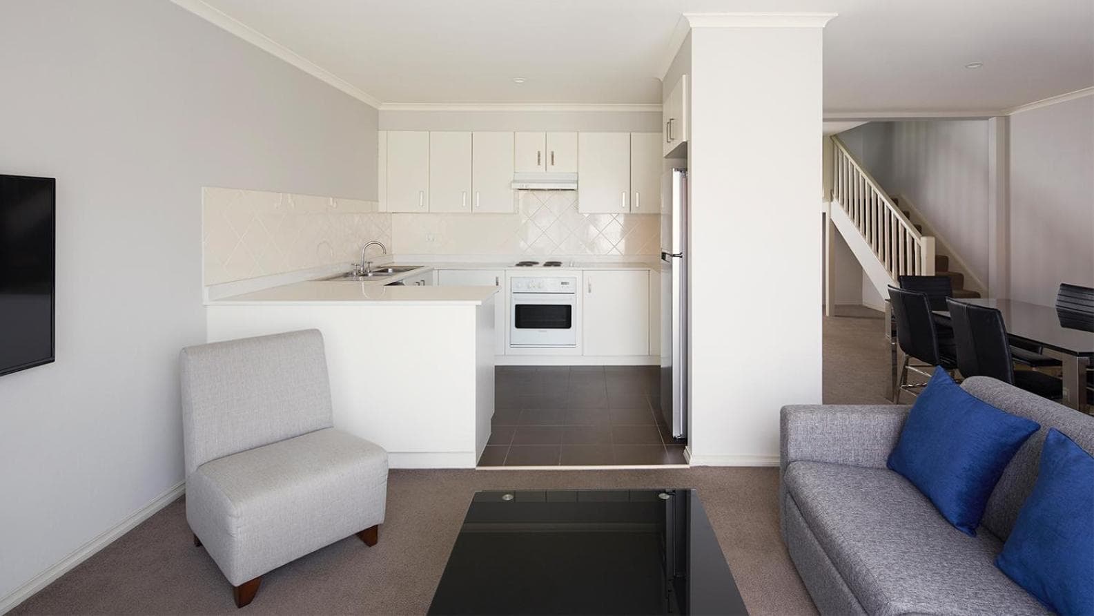 Pinnacle Apartments, Canberra, photo 6