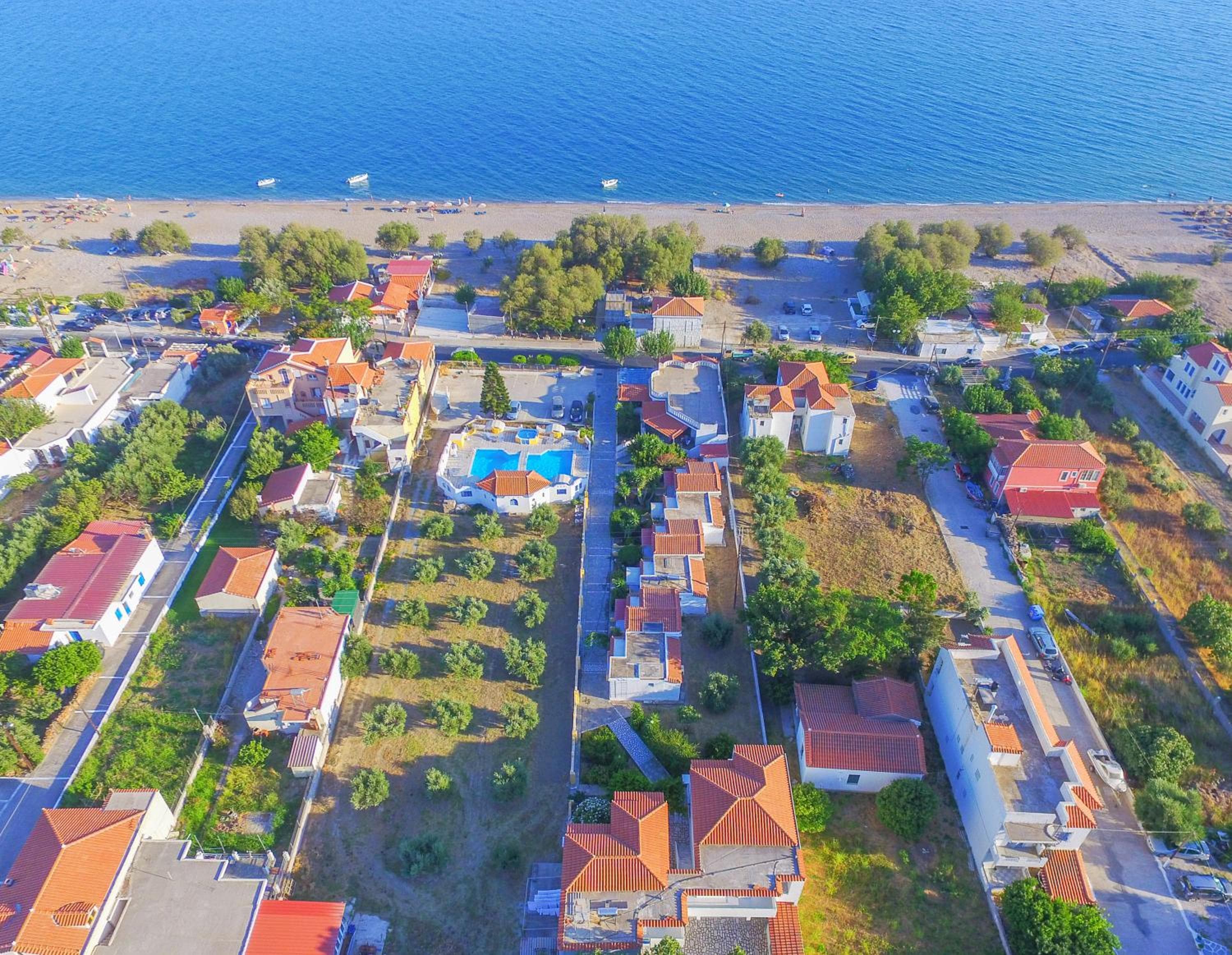 Pavlis Studios Kampos, Marathokampos