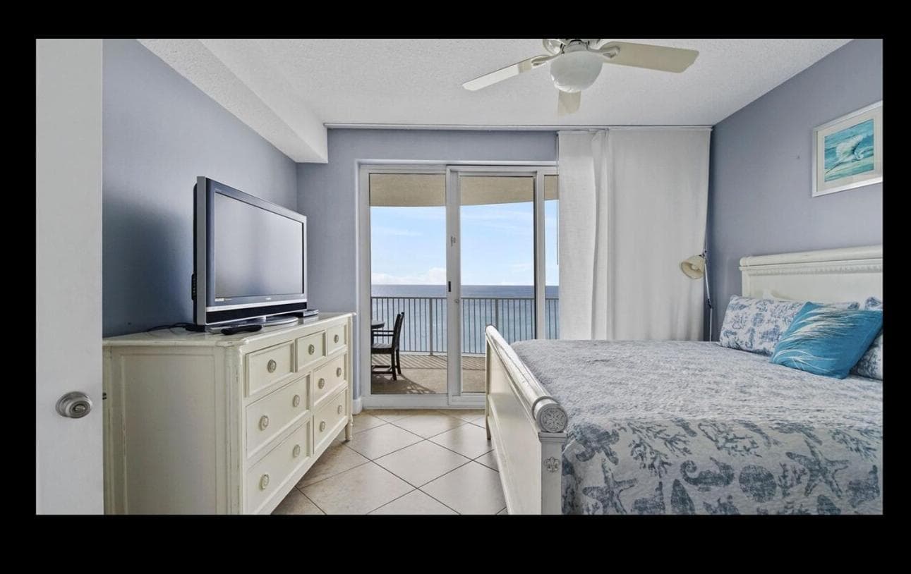Beautiful Beachfront Views - The Retreat at Emerald Isle, Panama City Beach, photo 2
