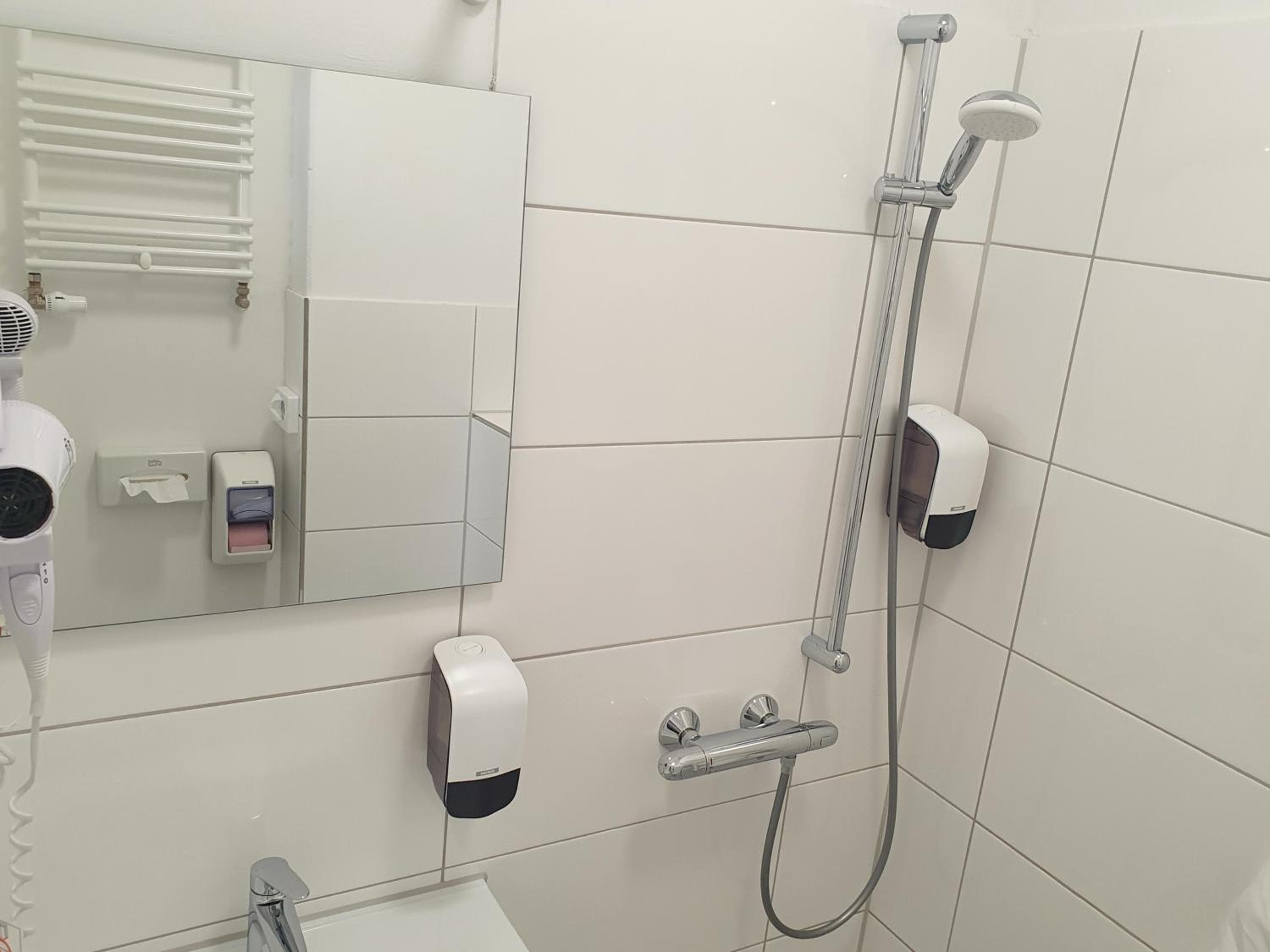 Bathroom at Aparthotel Sanni
