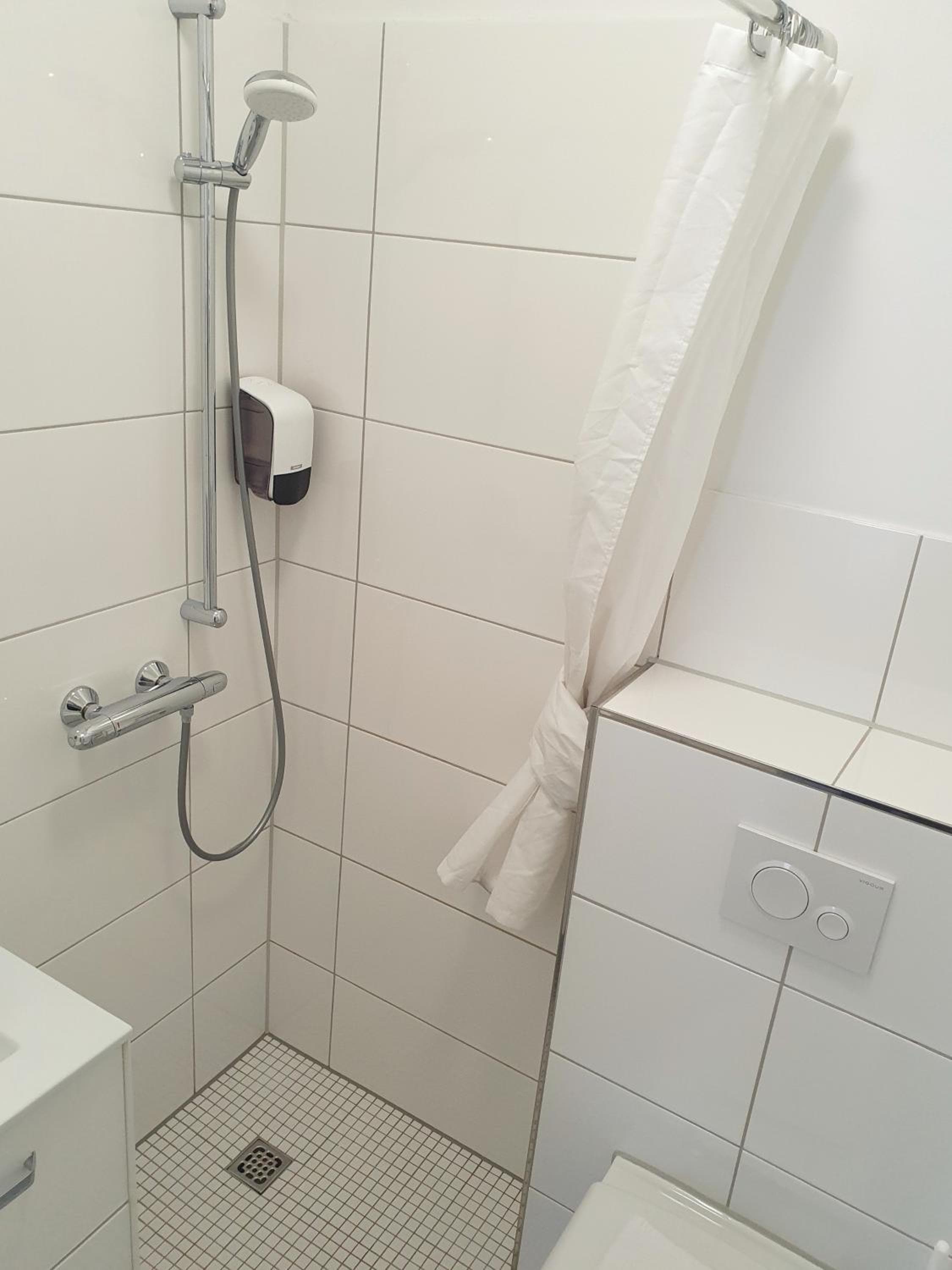 Bathroom at Aparthotel Sanni