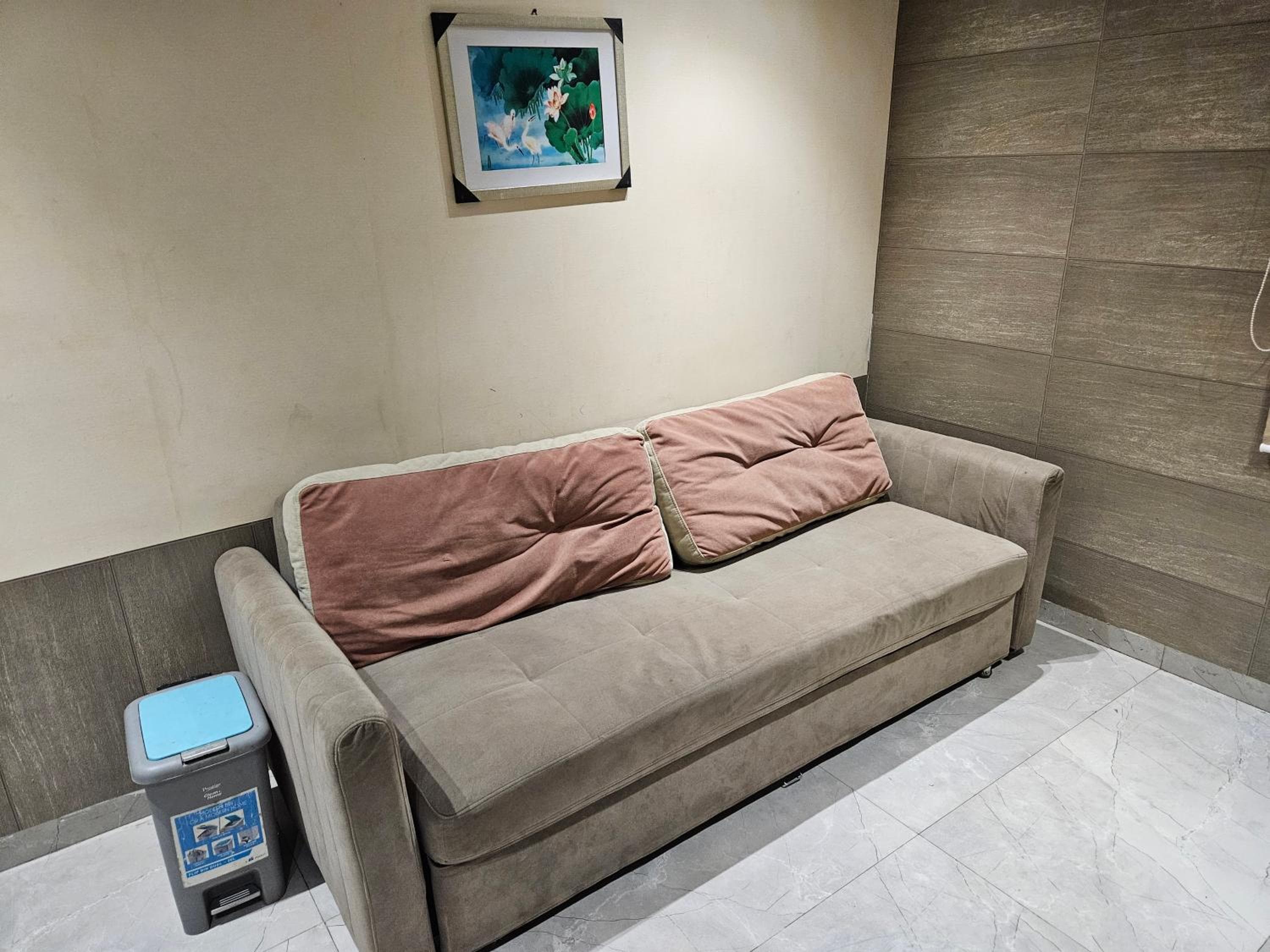 stayEZ Studio Apartments, Indore, photo 4
