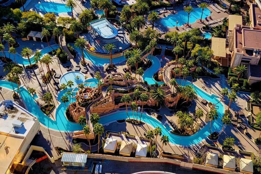 MGM Signature 11th Floor Studio Strip View No Resort Fee, photo 4