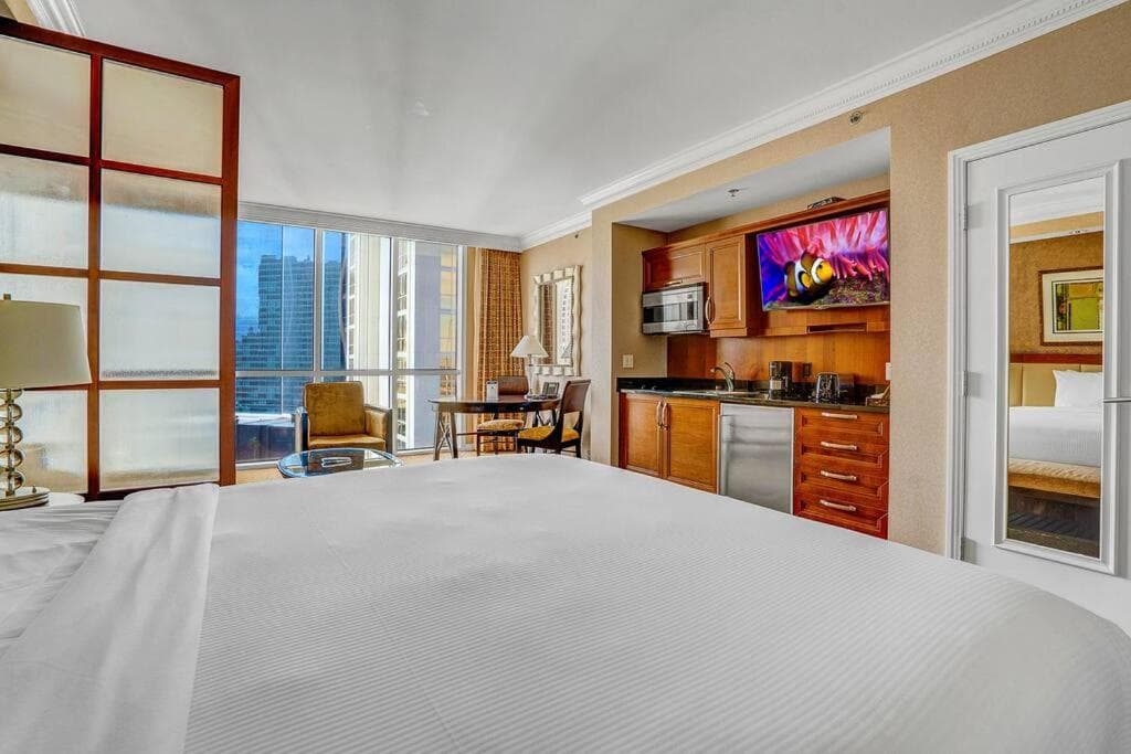 MGM Signature 11th Floor Studio Strip View No Resort Fee, photo 5