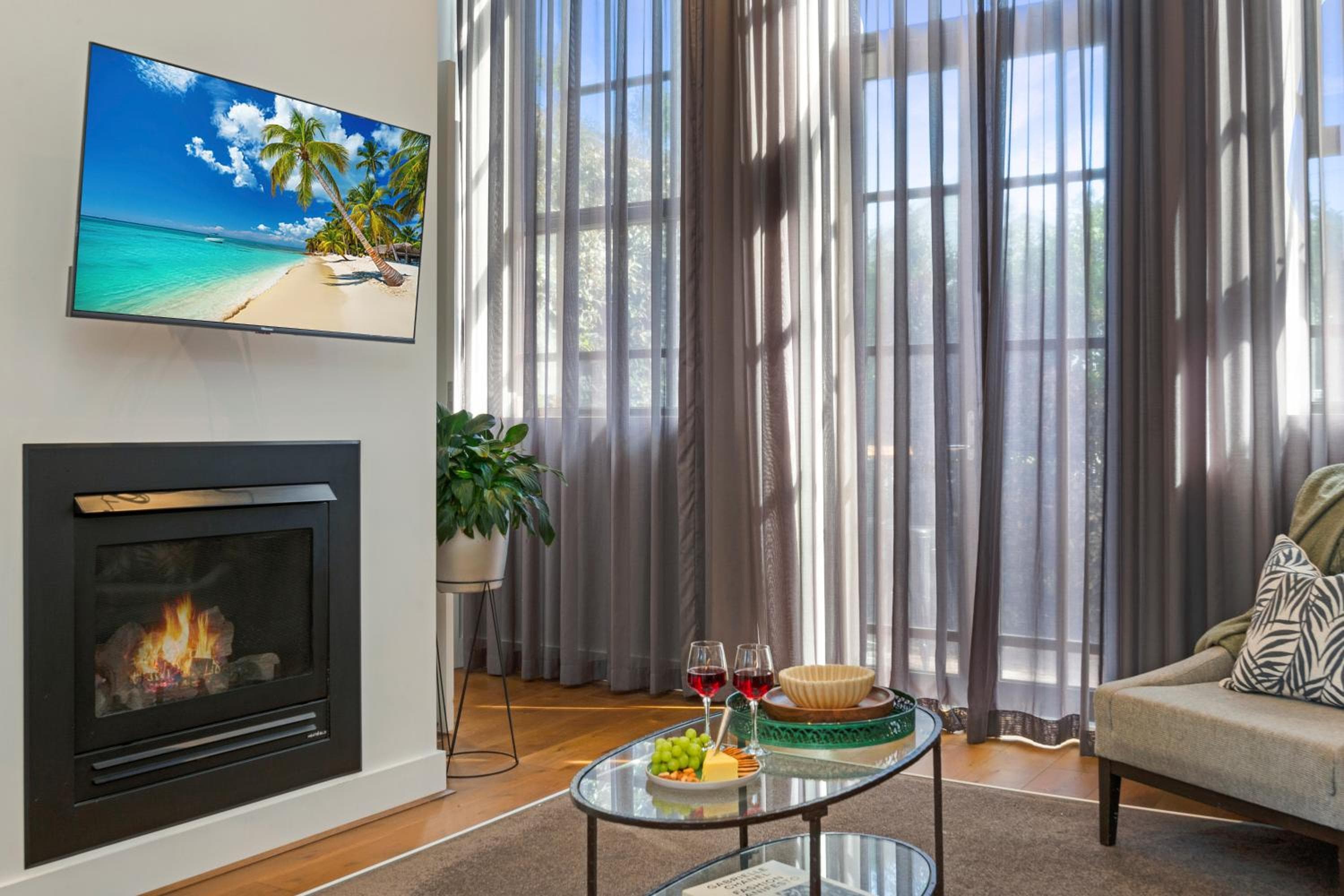 Apartment Geelong Heritage Luxury Ground Floor Courtyard, Geelong, photo 4