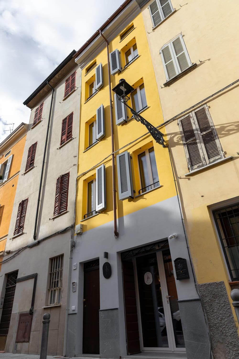 Palais Bernadette, Parma