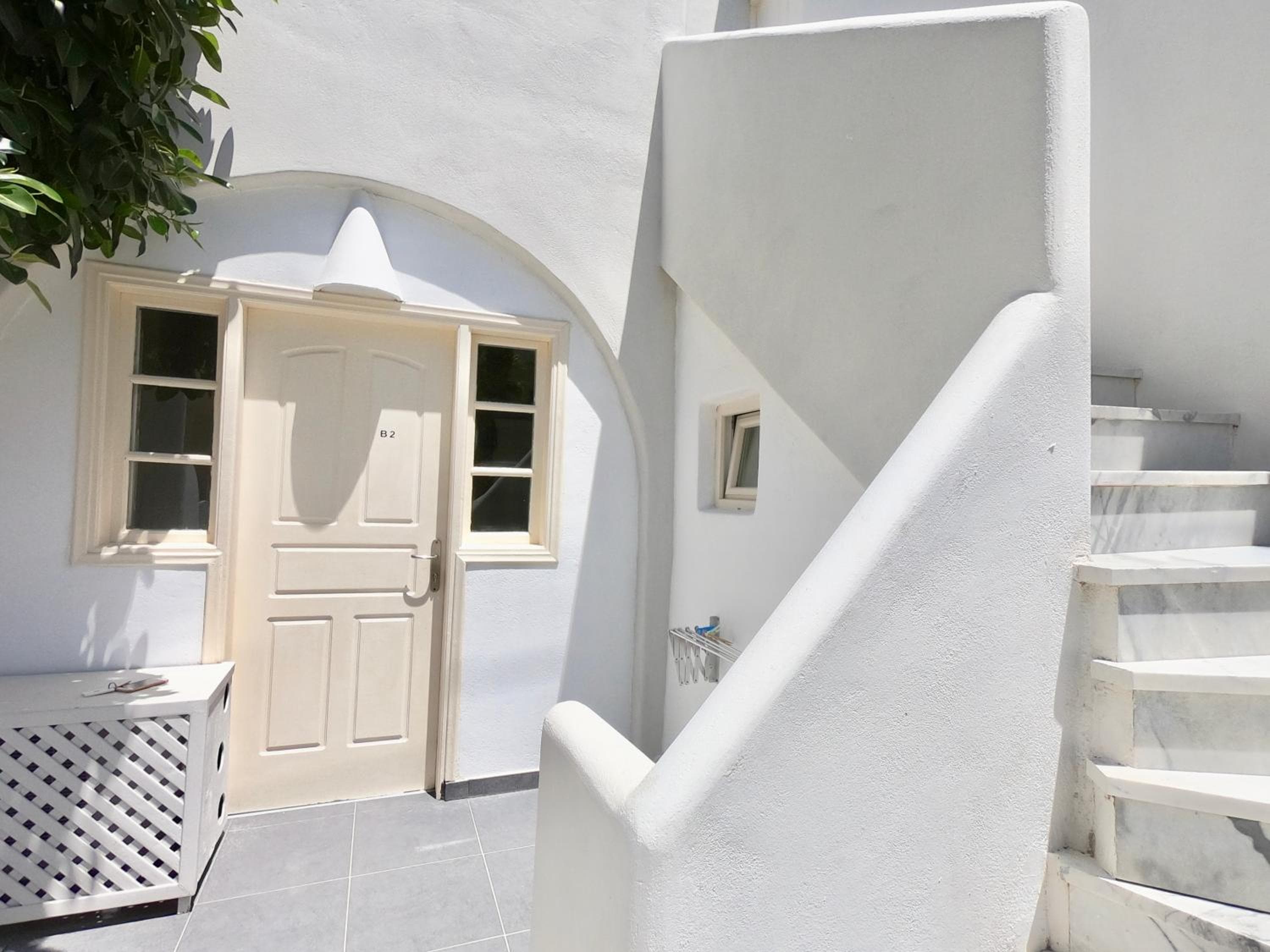 Anny Studios & Rooms Perissa Beach, Perissa, photo 3