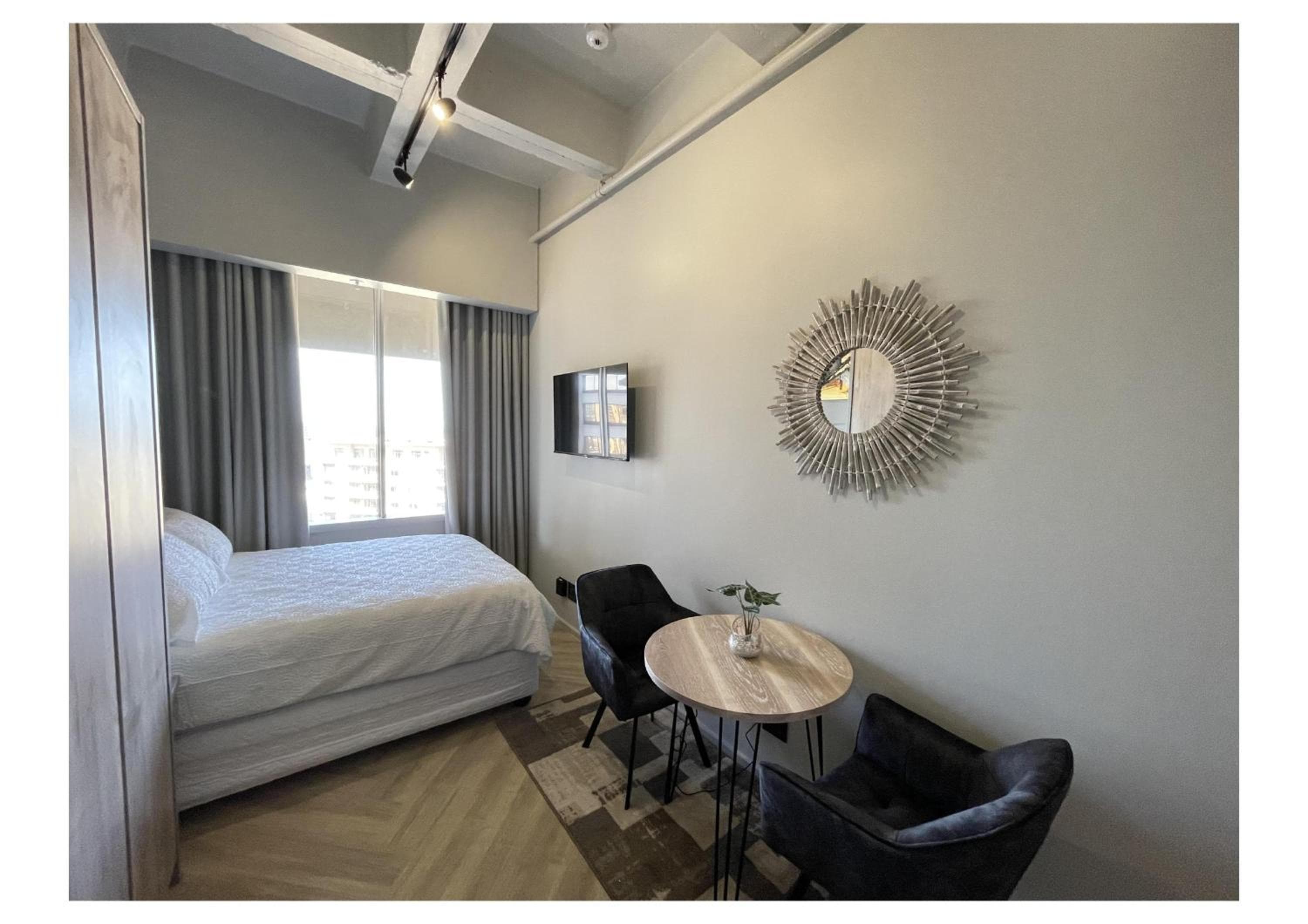 Chic Deluxe Studio at Thibault Square, Cape Town, photo 4