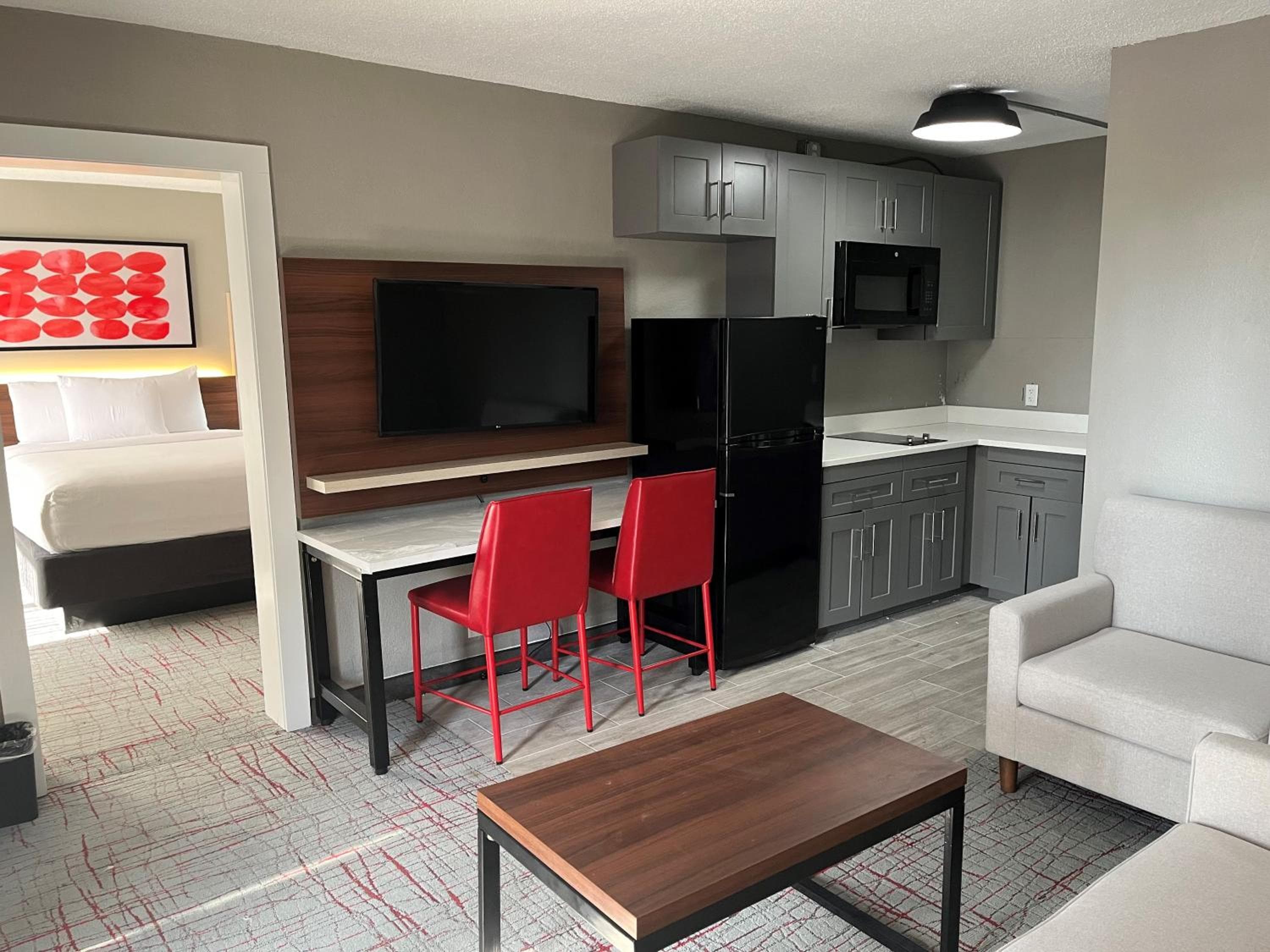 Hawthorn Extended Stay by Wyndham Columbia-Ft Jackson, Columbia, photo 3