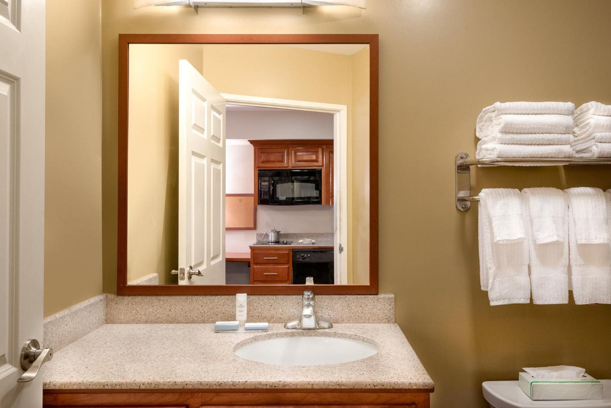 Candlewood Suites LAX Hawthorne by IHG, Hawthorne, photo 4