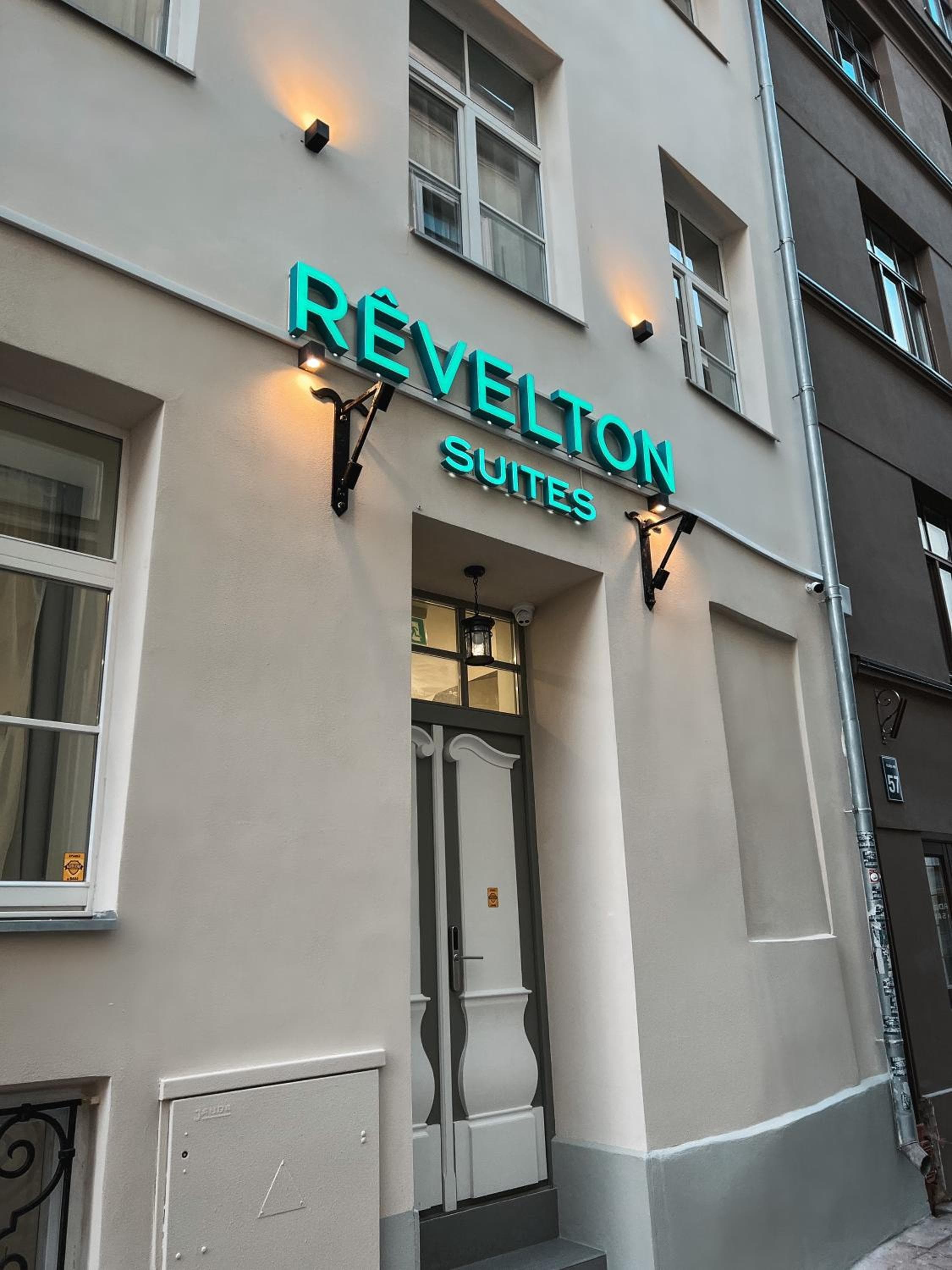 Revelton Suites Riga, Rīga