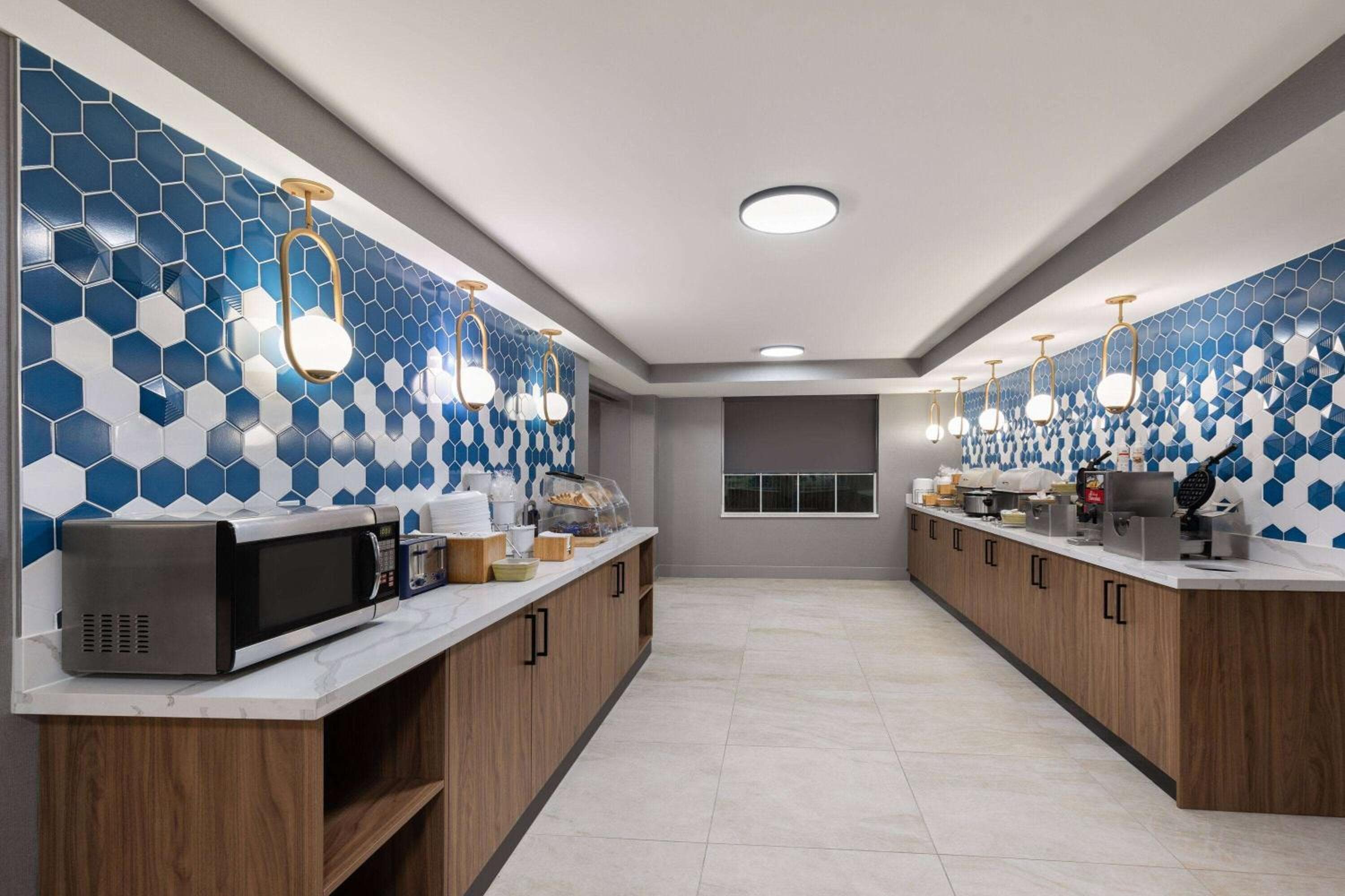 Hawthorn Extended Stay by Wyndham Knoxville, Knoxville, photo 6
