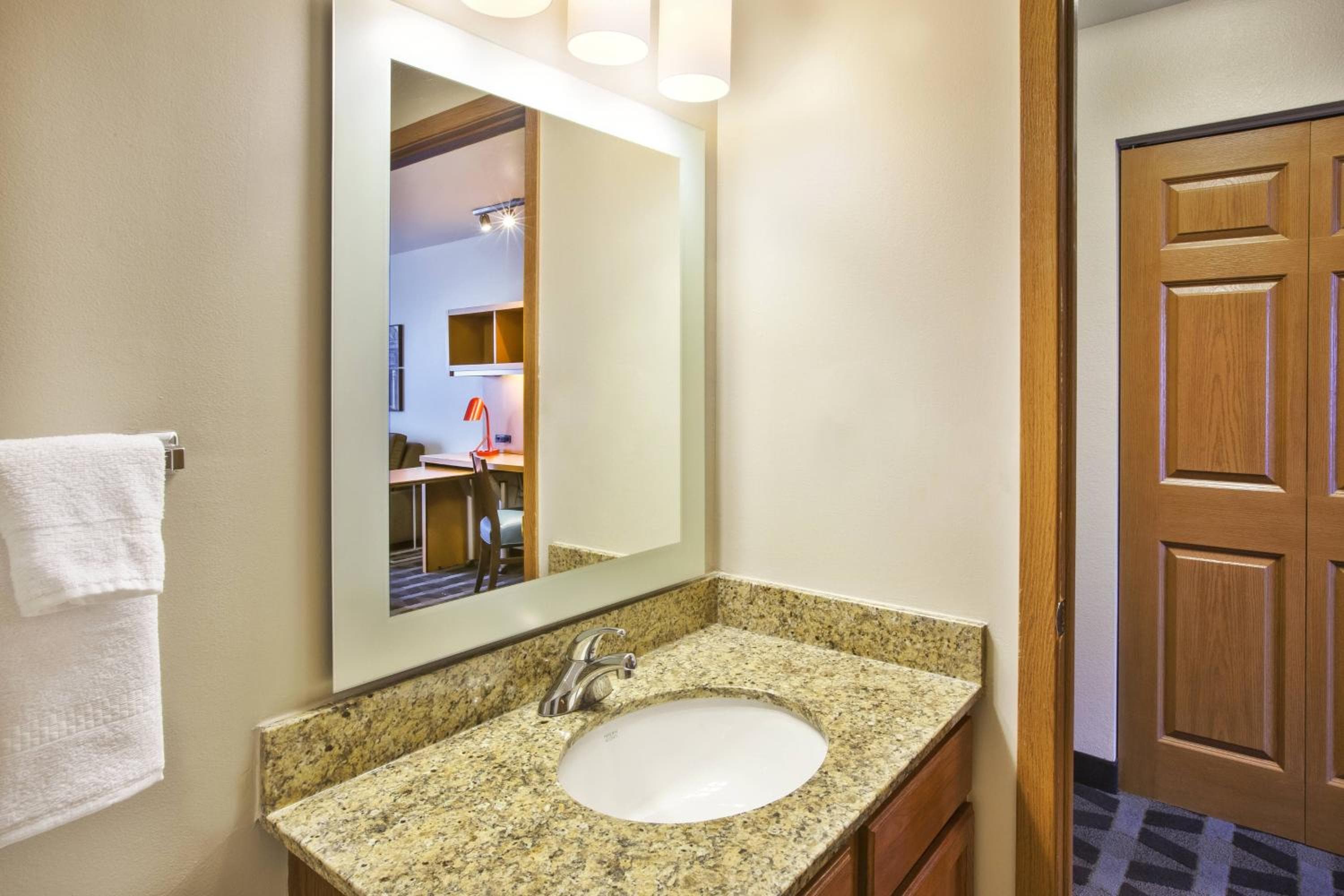 TownePlace Suites Detroit Dearborn, Dearborn, photo 4