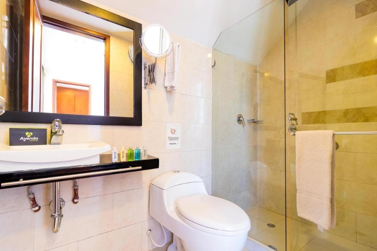 Apartasuites Plaza Antigua Bogota, Bogotá, photo 2