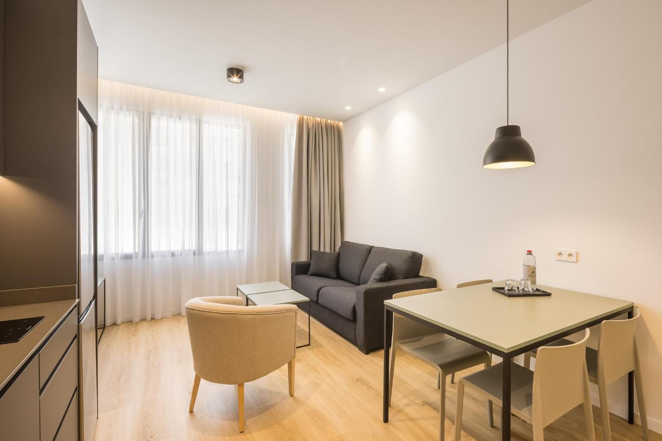 Mon Suites Jardín de Ayora, Valencia, photo 6