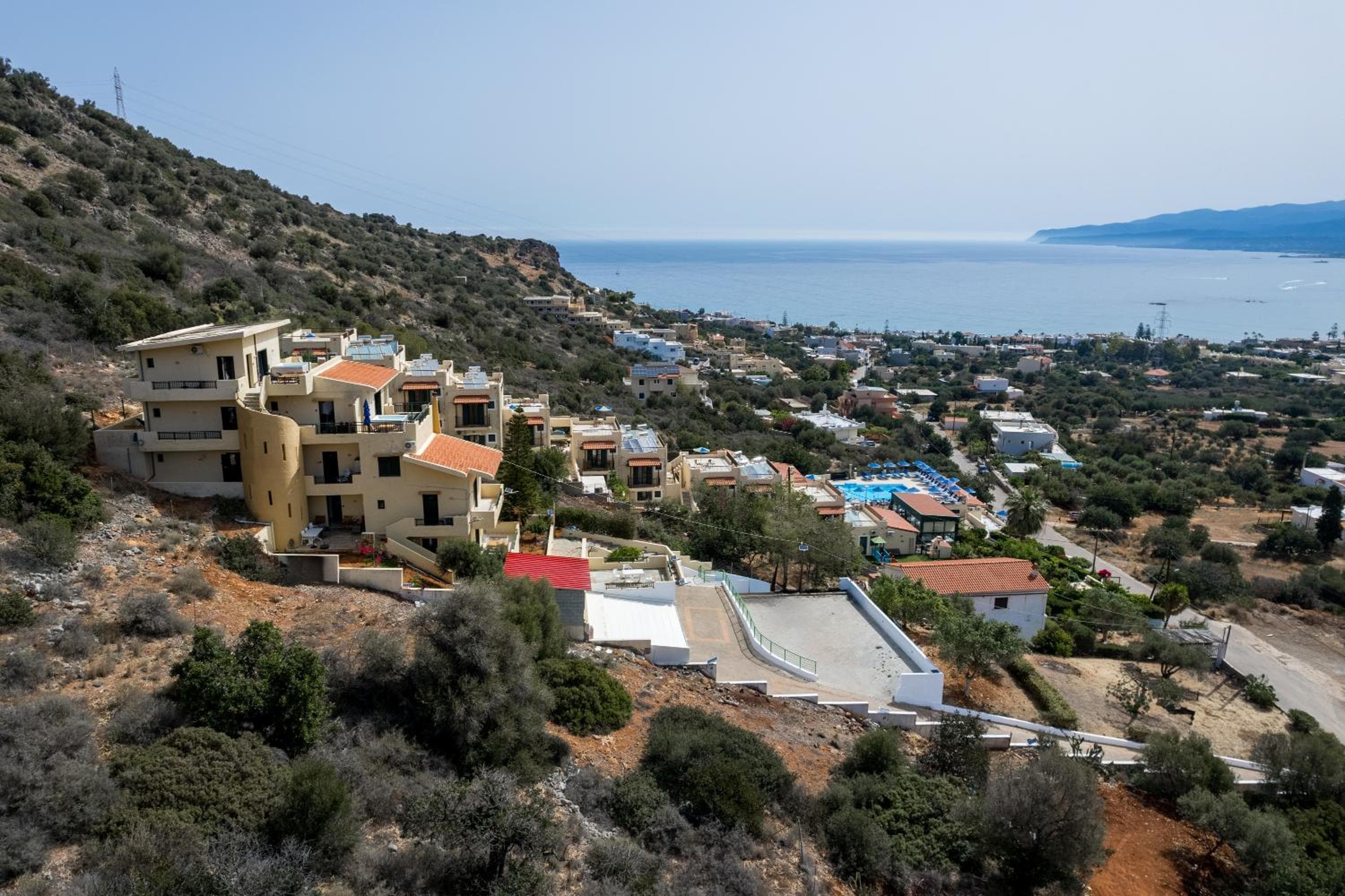 Blue Horizon Apartments, Stalida