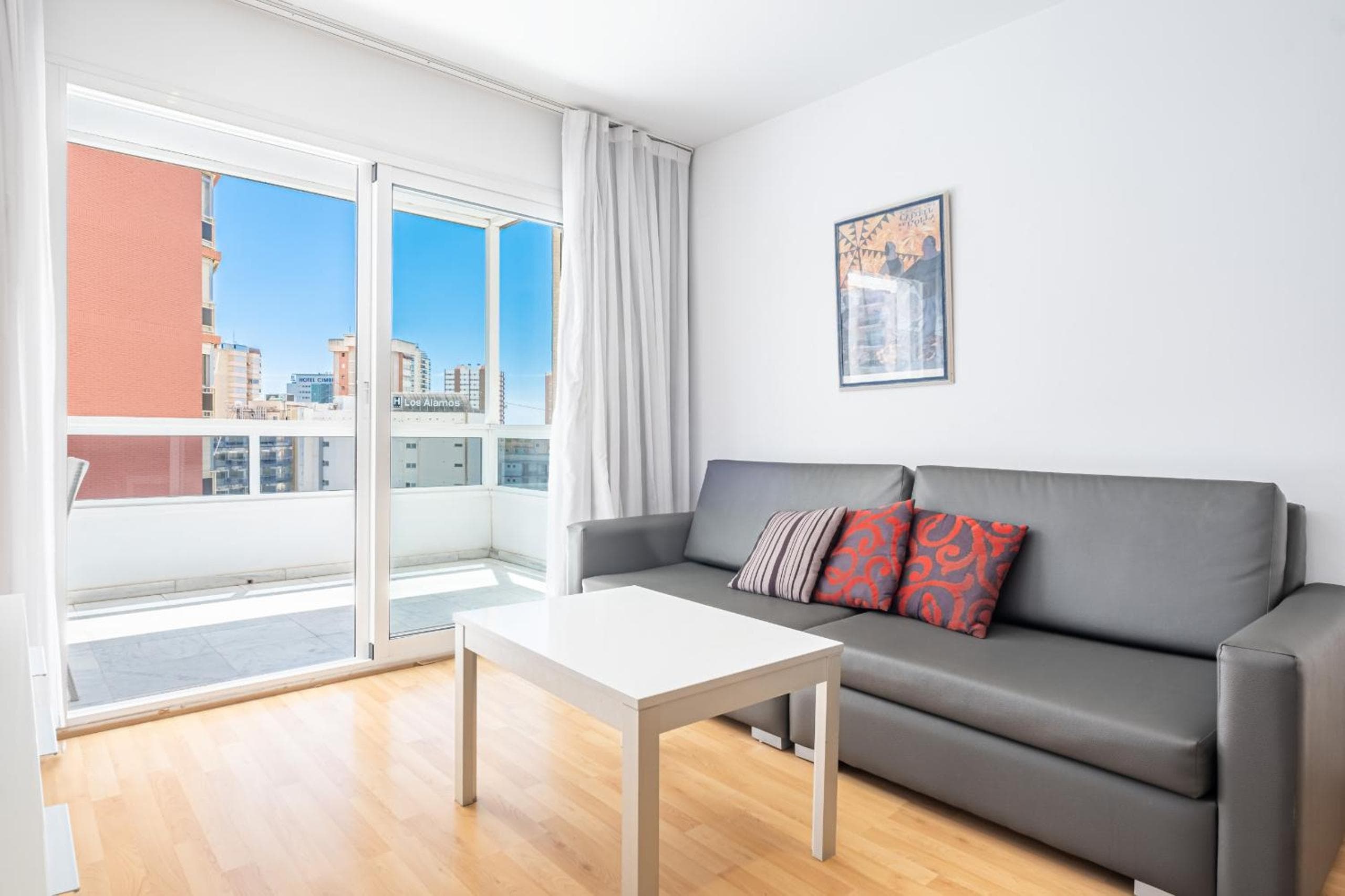 Apartamentos Les Dunes Centro Levante Beach, Benidorm, photo 2