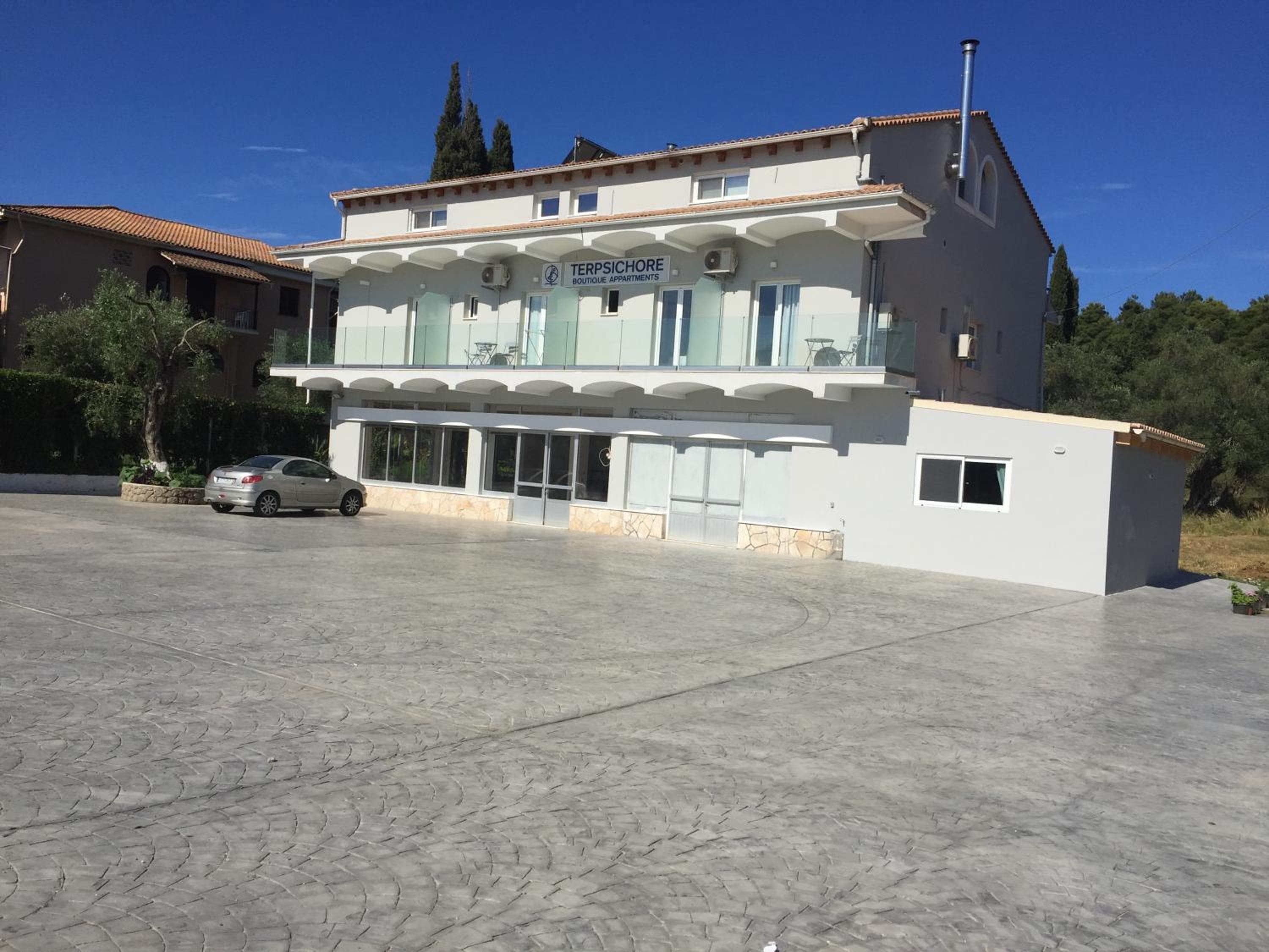 Terpsichore Boutique Appartments, Dassia