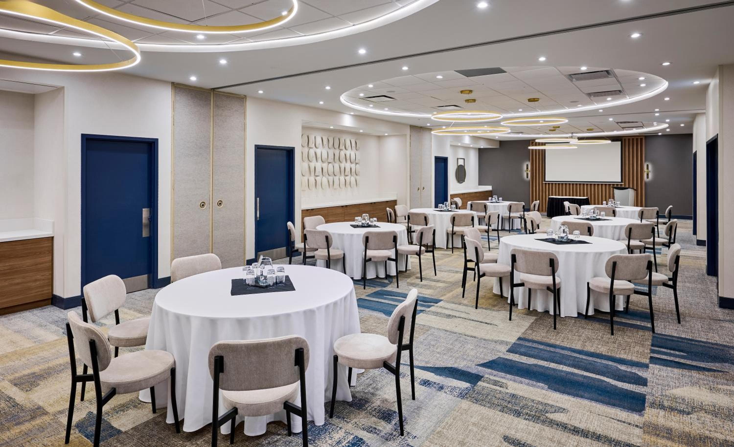 Candlewood Suites Burlington Conference Centre by IHG, Burlington, photo 3