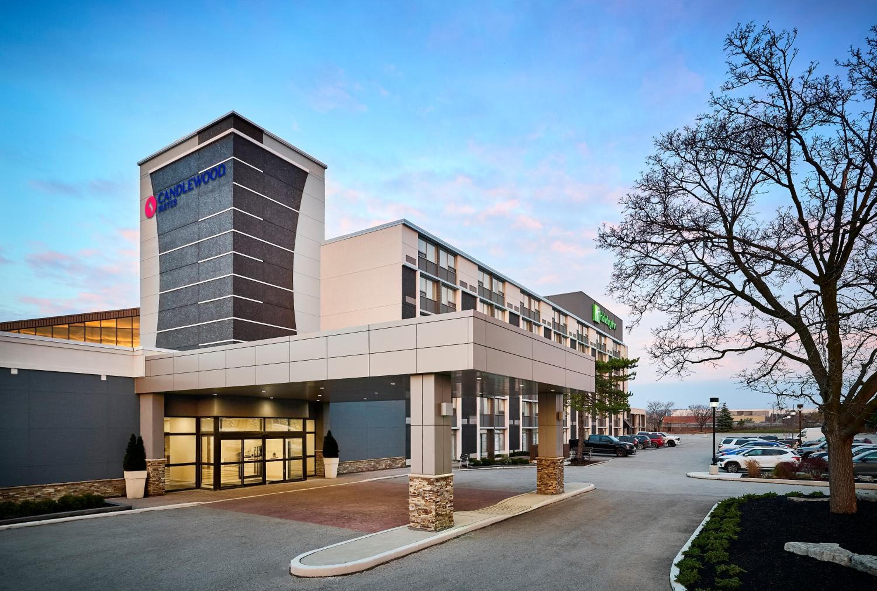 Candlewood Suites Burlington Conference Centre by IHG, Burlington