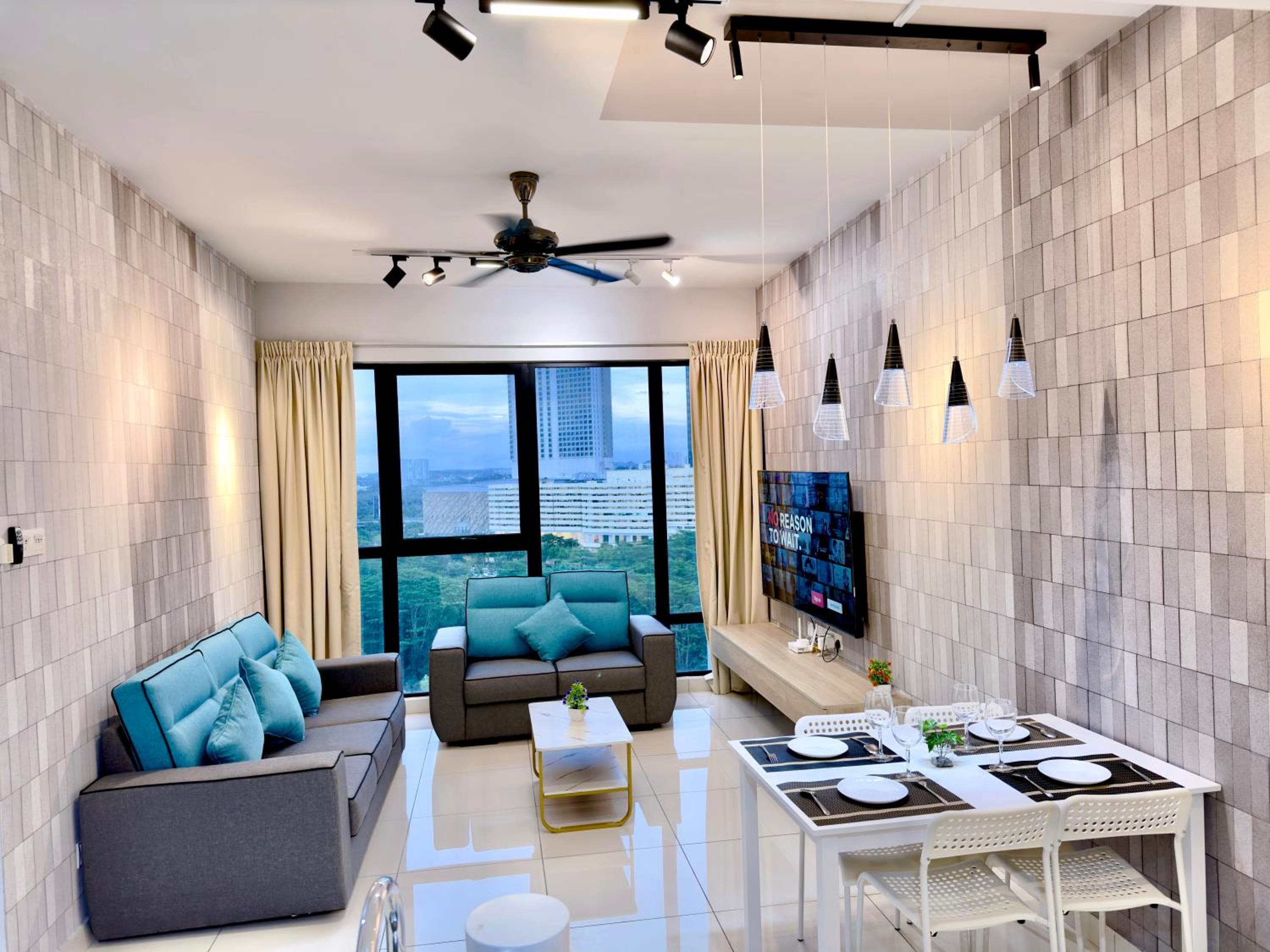 MidValley Southkey Mosaic 6-9pax Netflix-SmartTV70inch, Johor Bahru, photo 2