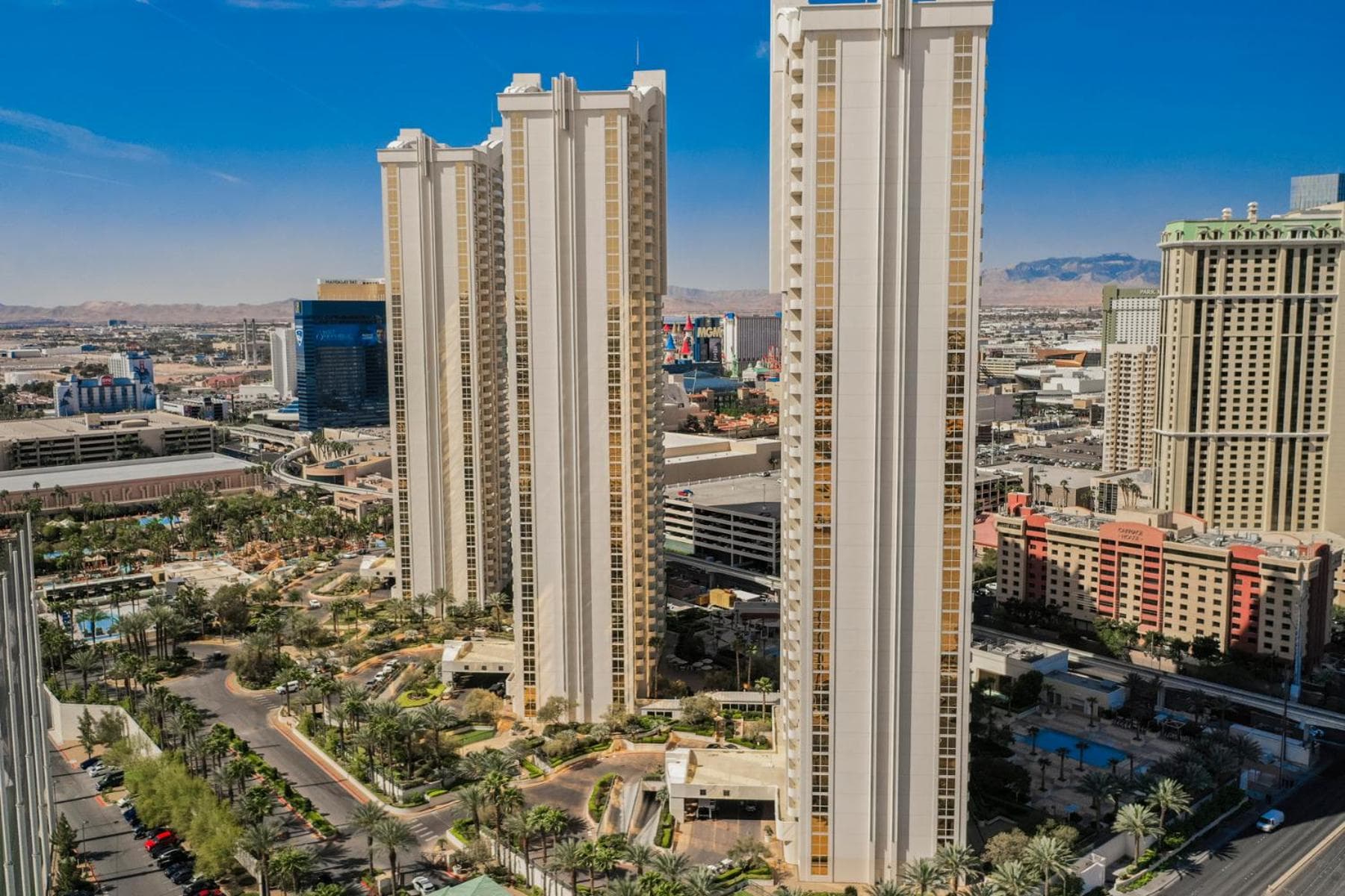 StripViewSuites at Signature, Las Vegas