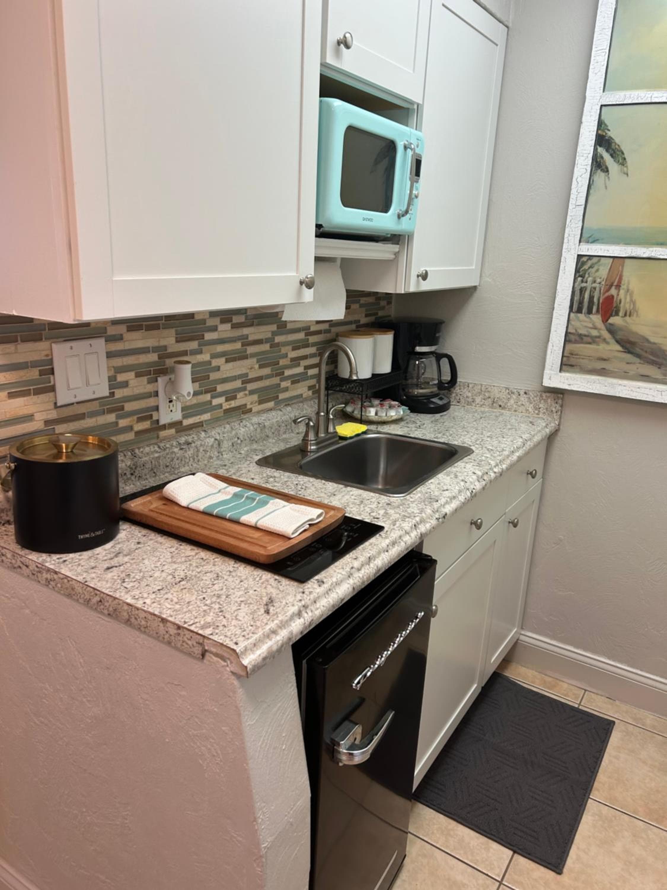 Luxury Beach Condos with Pool and Tiki Bar!, Daytona Beach, photo 2