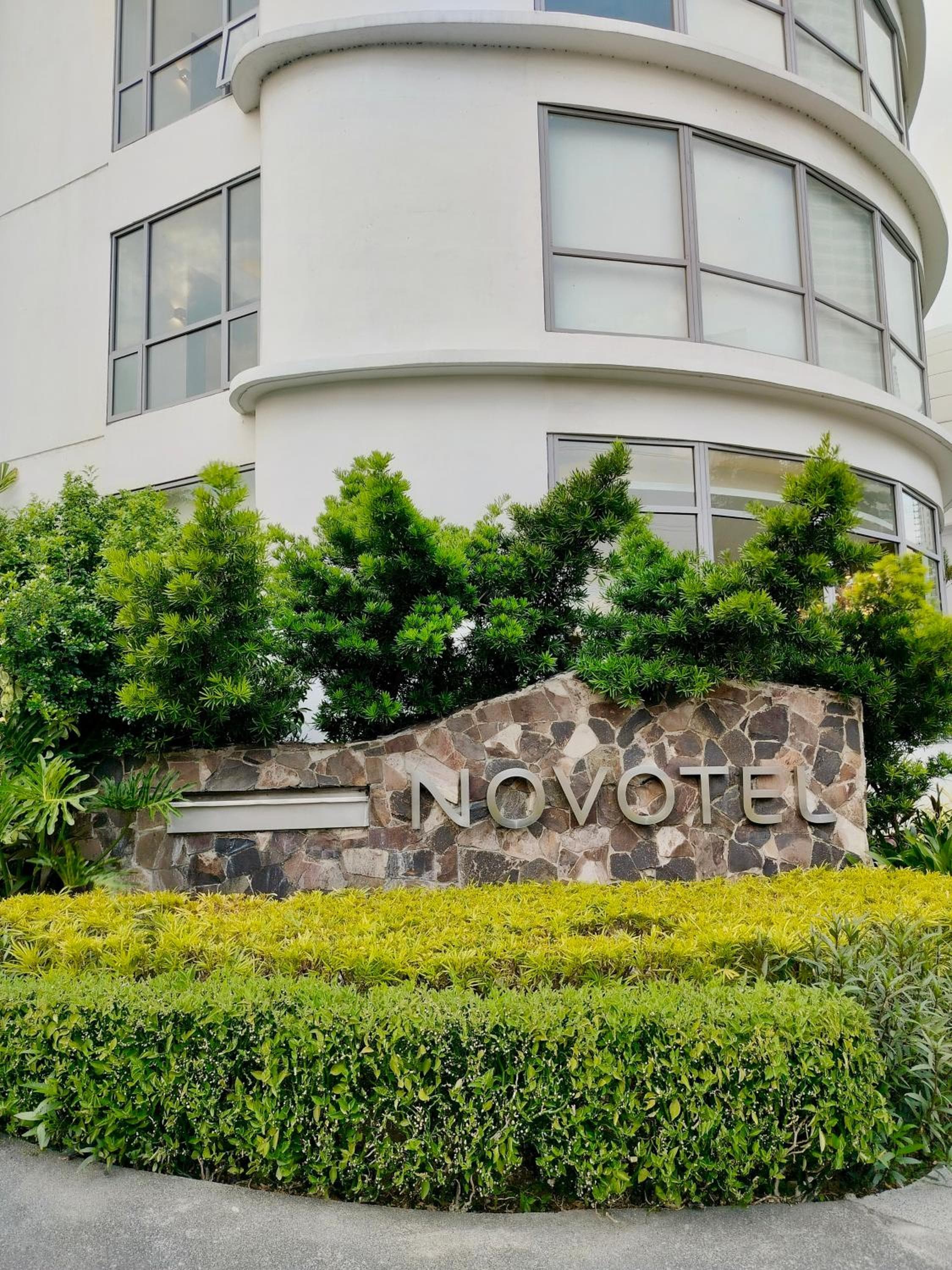 Novotel Tower at Mandaluyong Rockwell View, Manila, photo 3