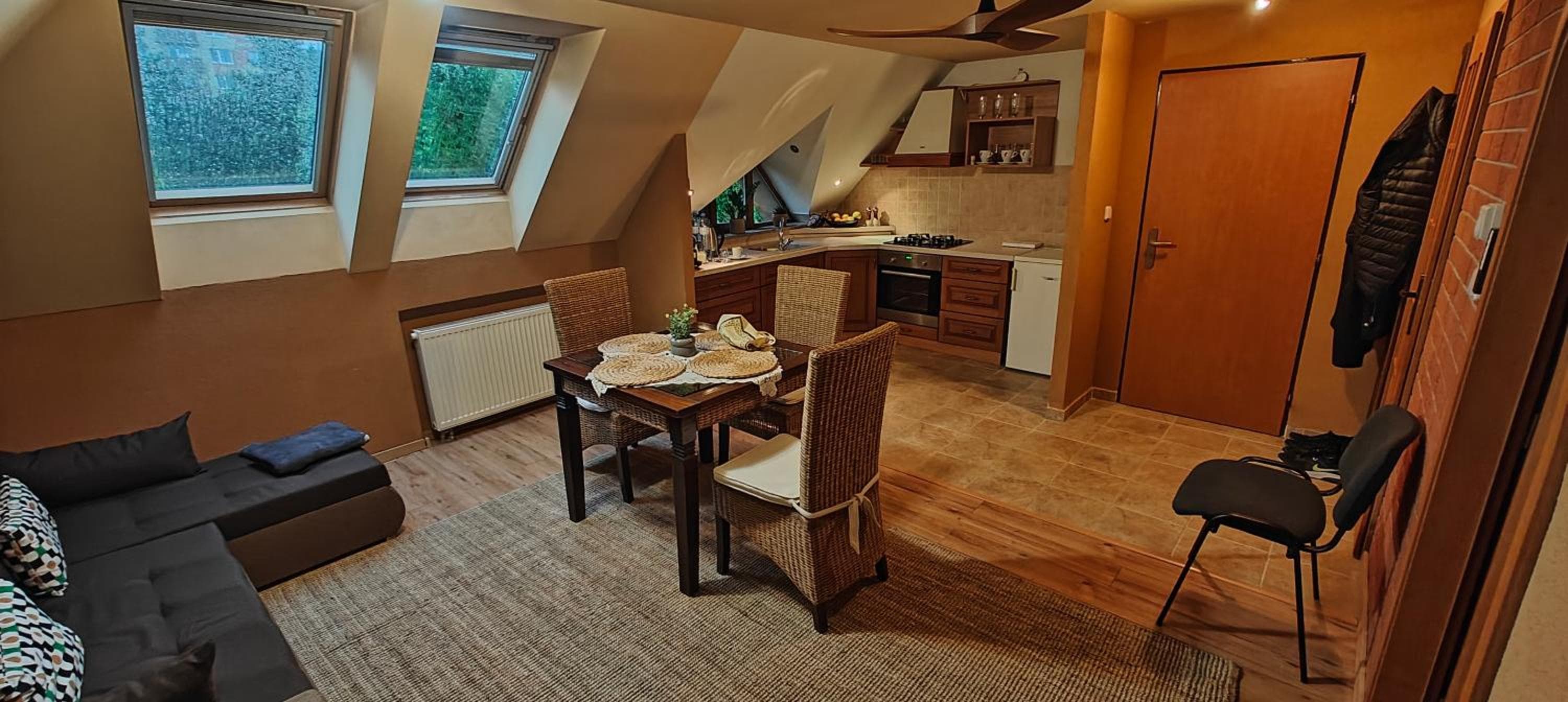 Parrot district apartments, Nové Zámky, photo 4