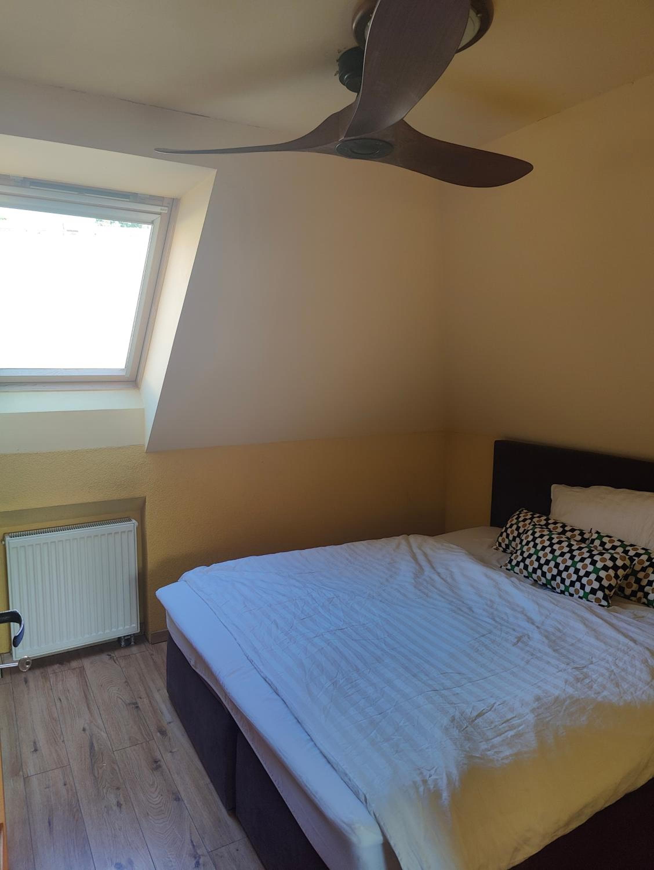 Parrot district apartments, Nové Zámky, photo 3
