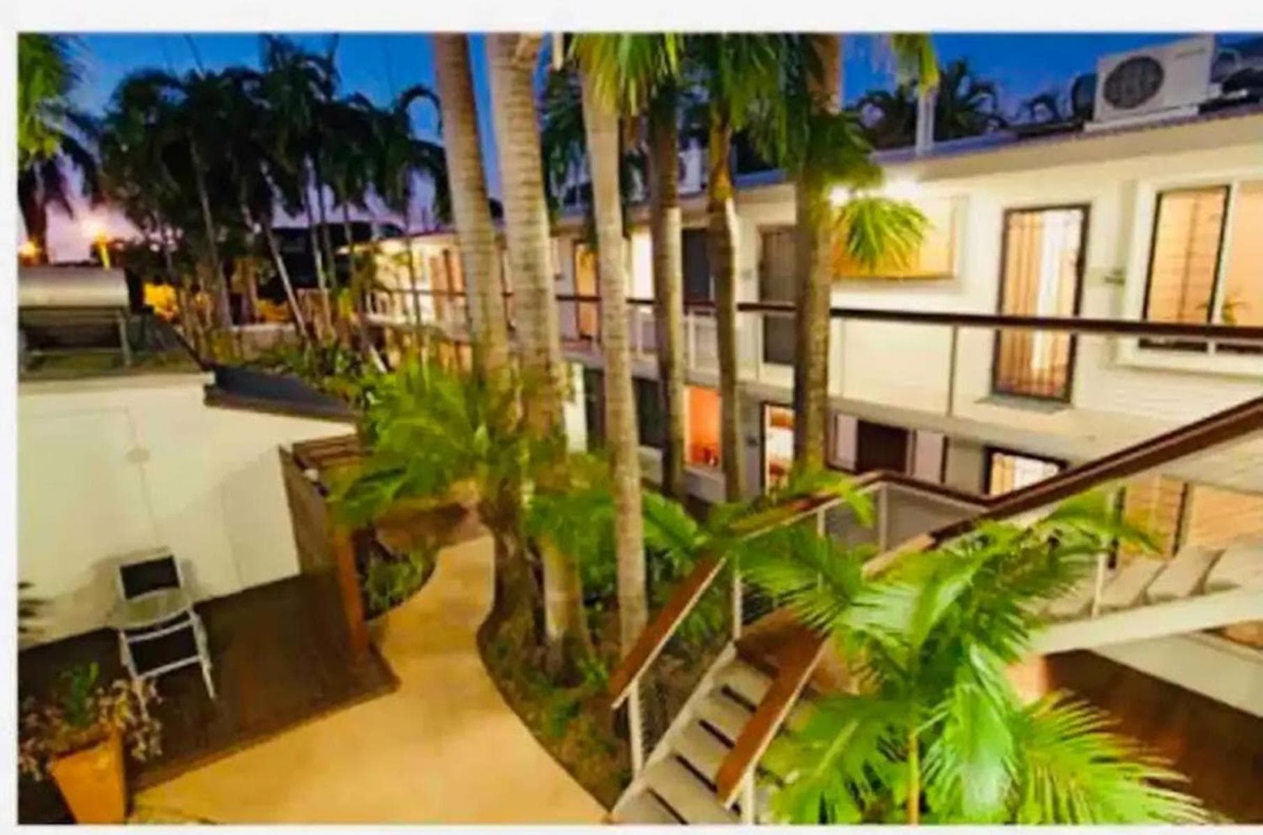 Tropical Oasis, saltwater pool In the heart of Parap Orange, Parap