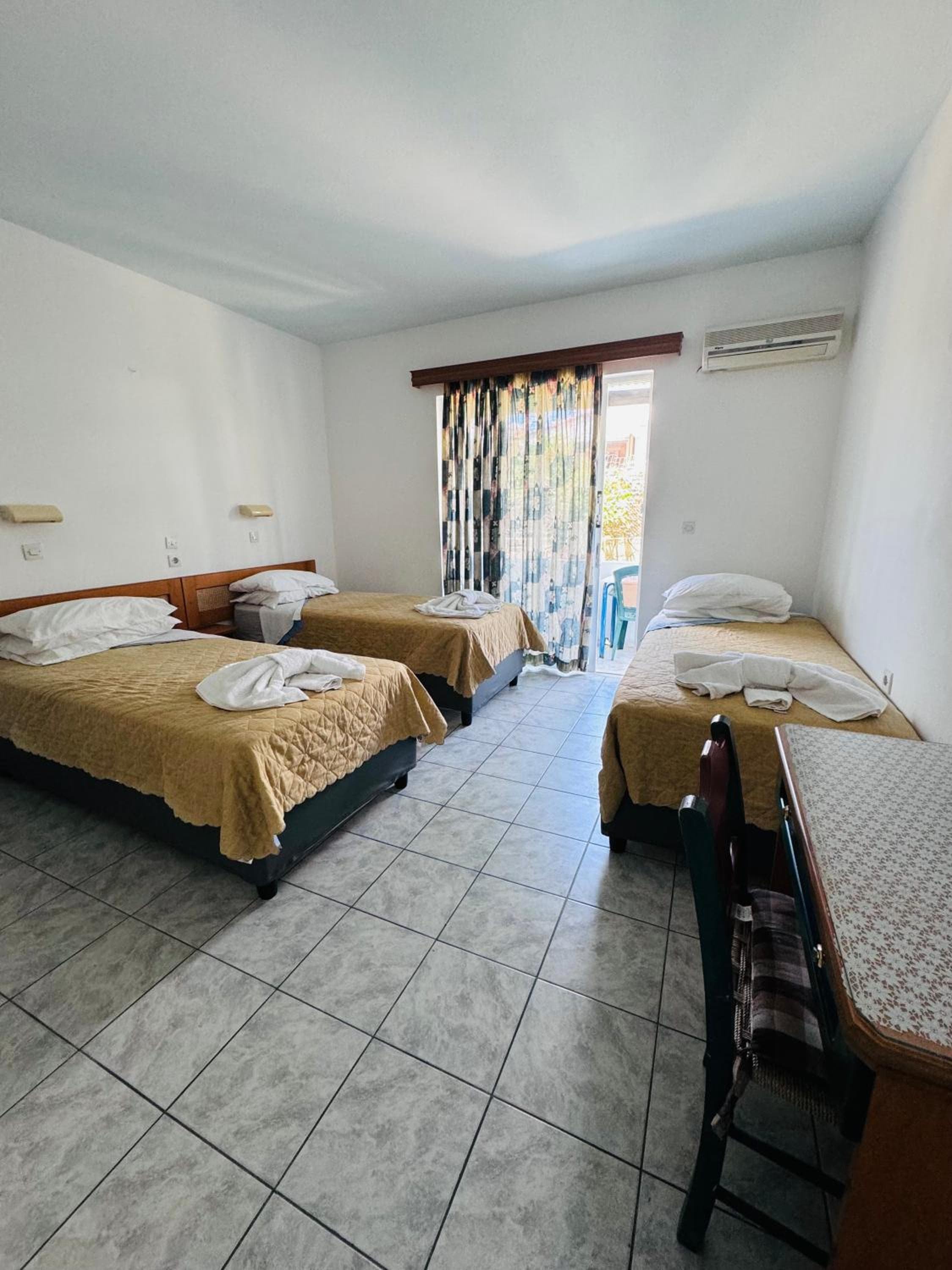 SunnySun Studios, Faliraki, photo 6
