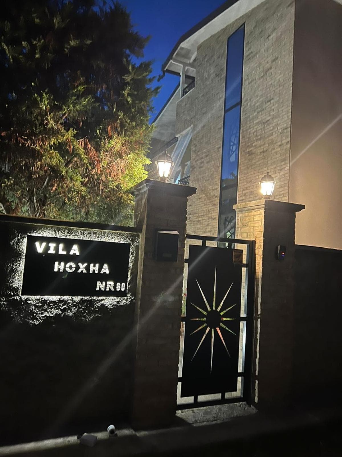Villa Hoxha 80, Durrës