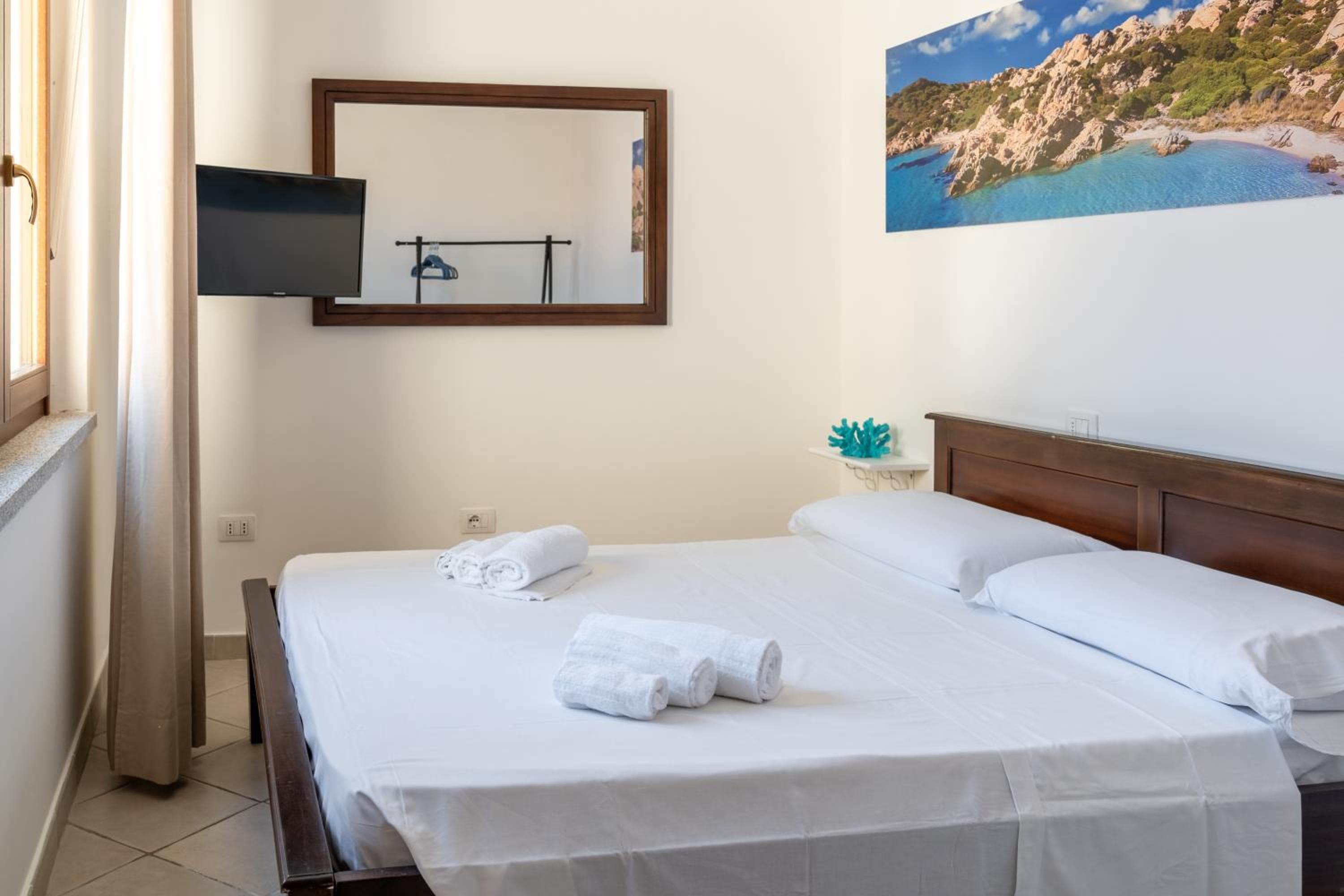 Appartamenti Le Vele, La Maddalena, photo 2