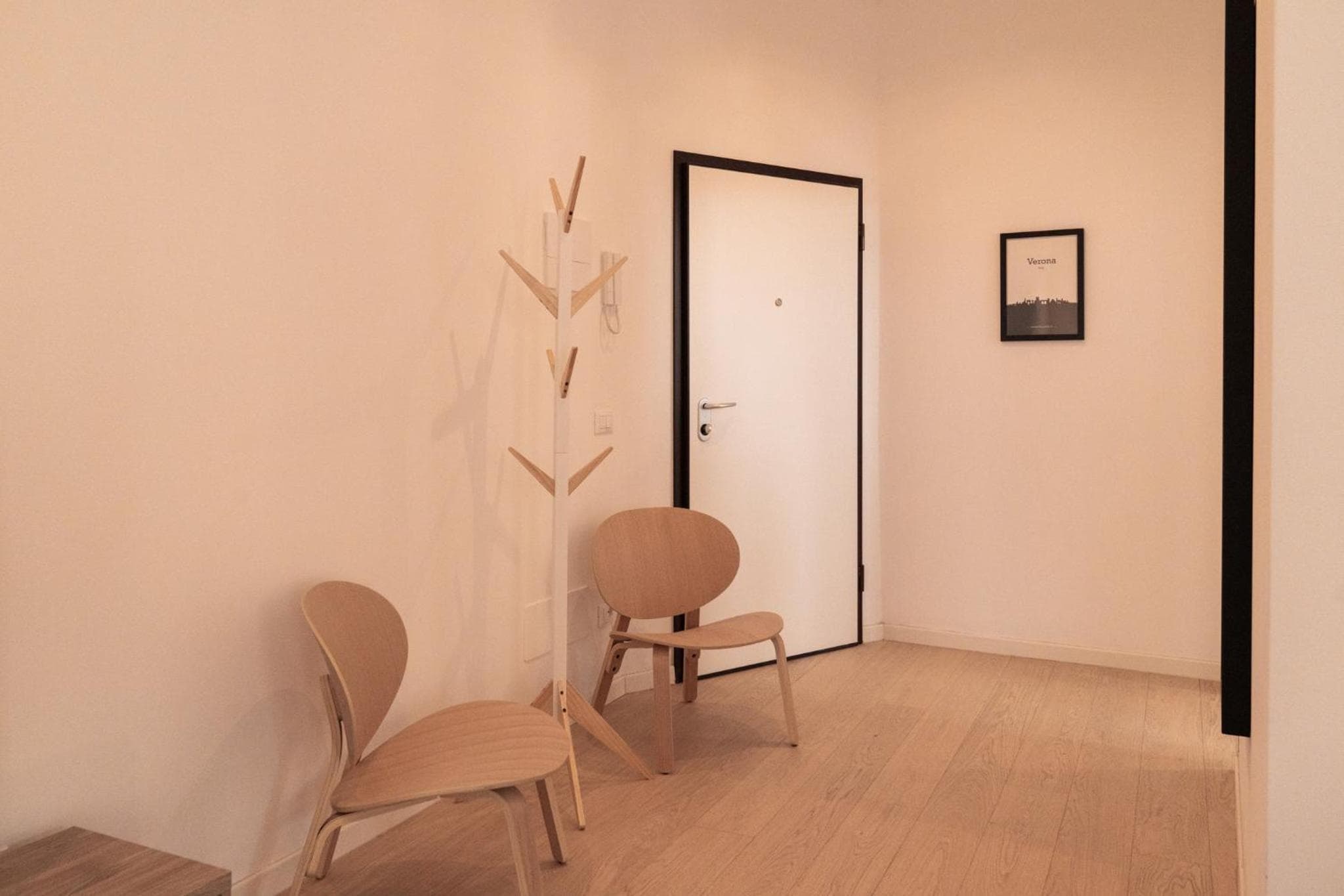 Palazzo delle Guglie by Postcardsfrom, Verona, photo 6