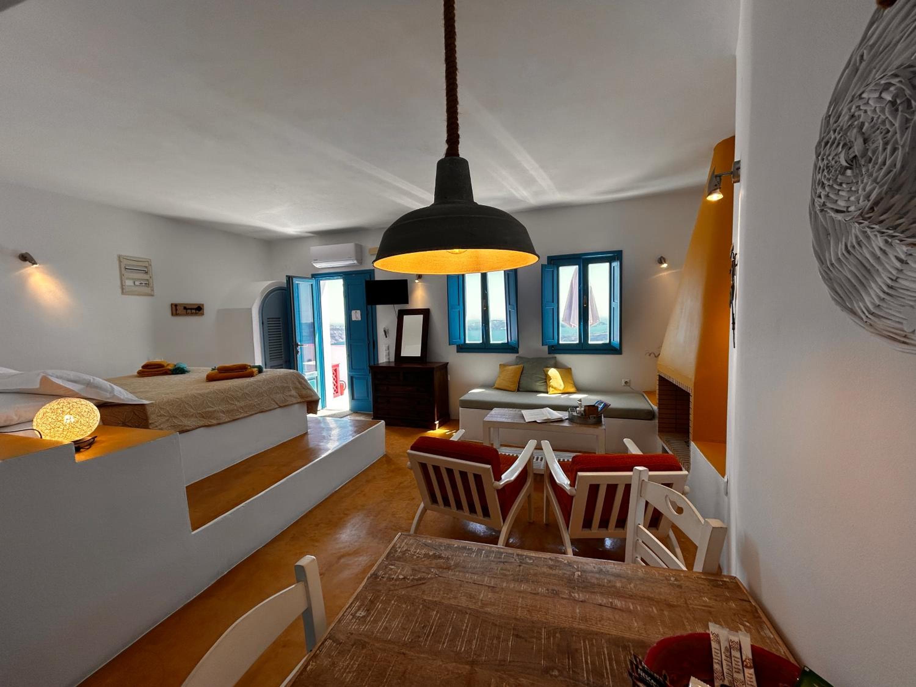 Hara's houses, Imerovigli, photo 4