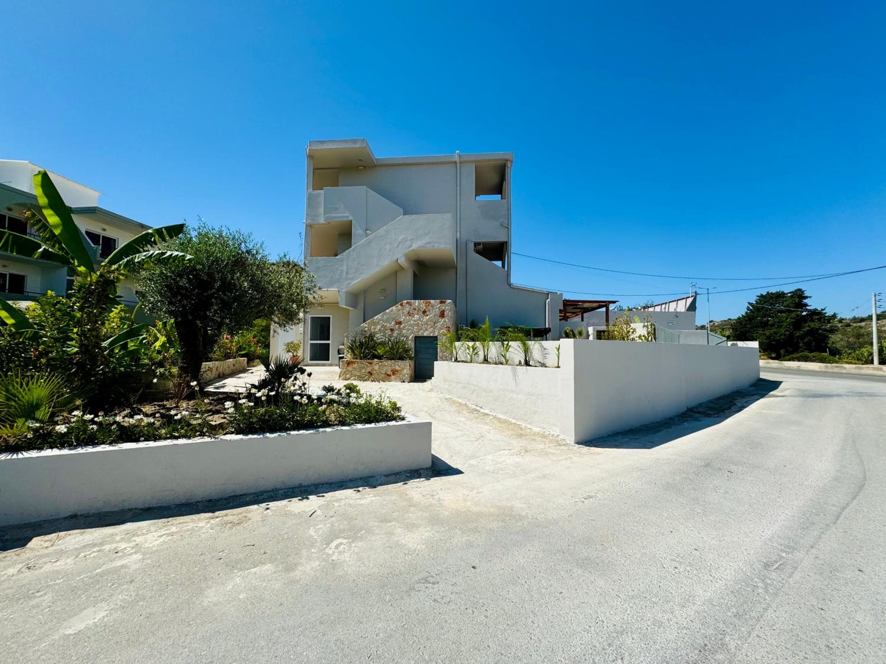 Peter's Place Studios & Suites, Faliraki
