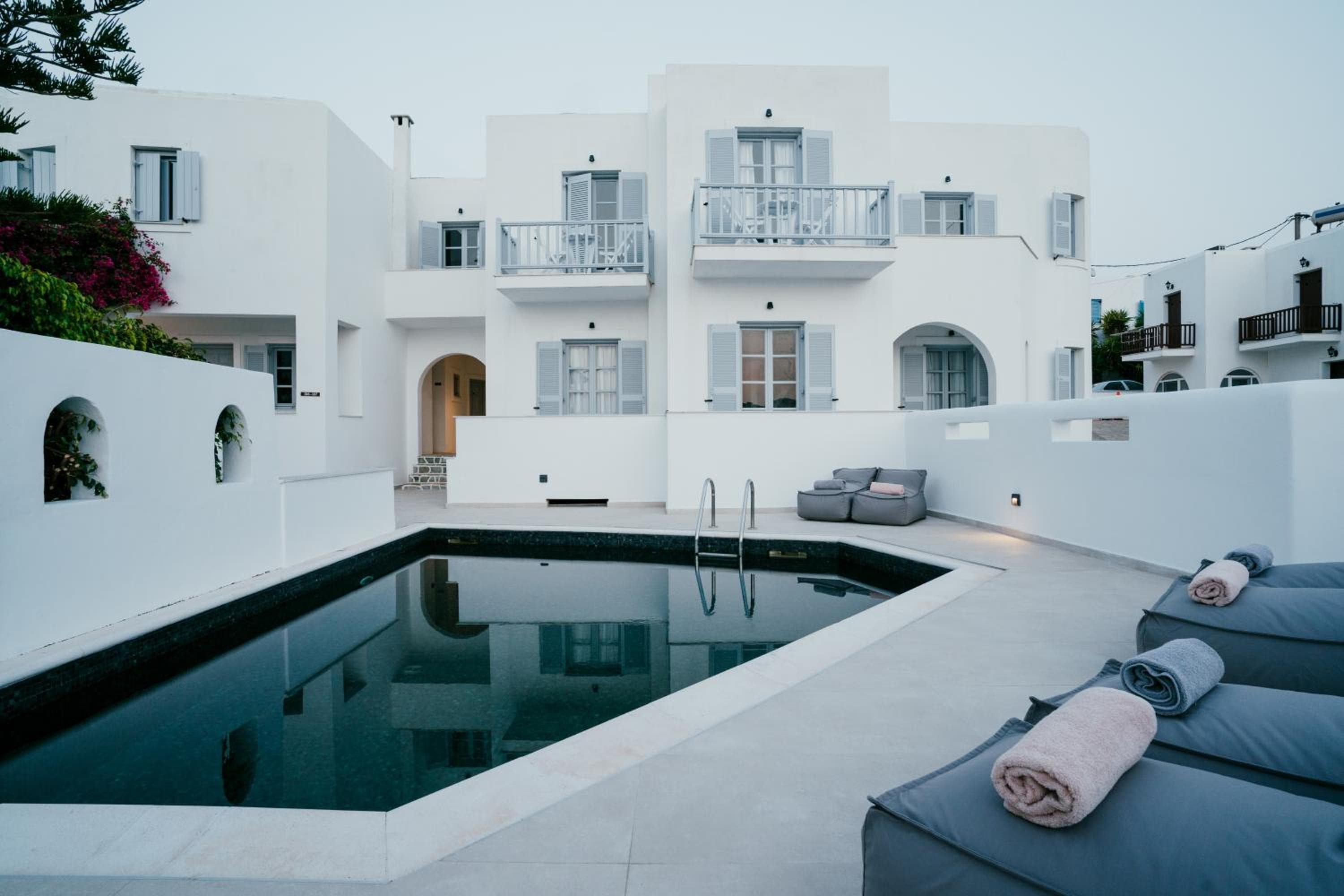 Sunrise Paros by Mr and Mrs White, Naousa, photo 5