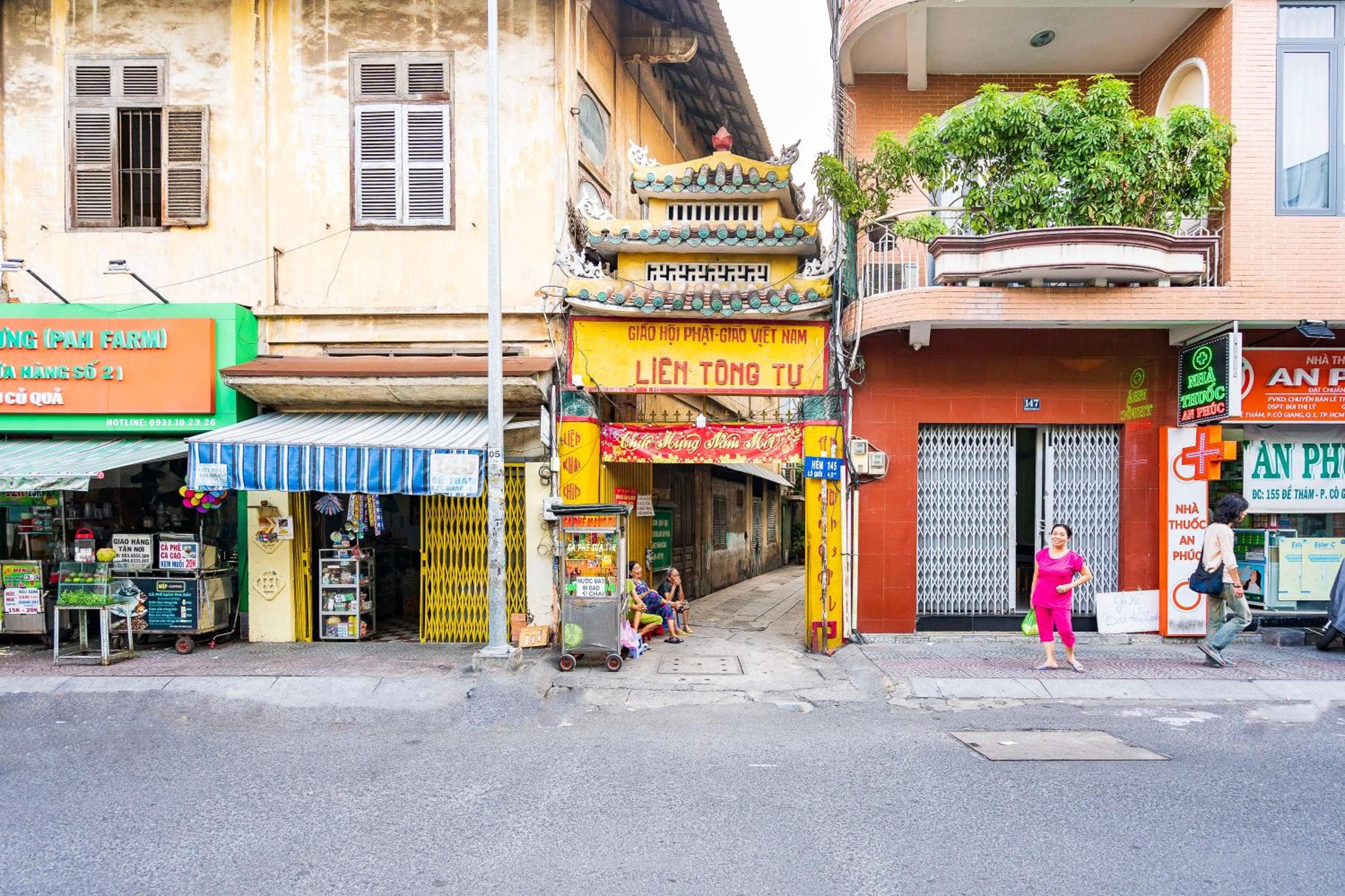 Charming A Little Saigon Apartment - Heart of Vibrant District 1, Ho Chi Minh City, photo 2